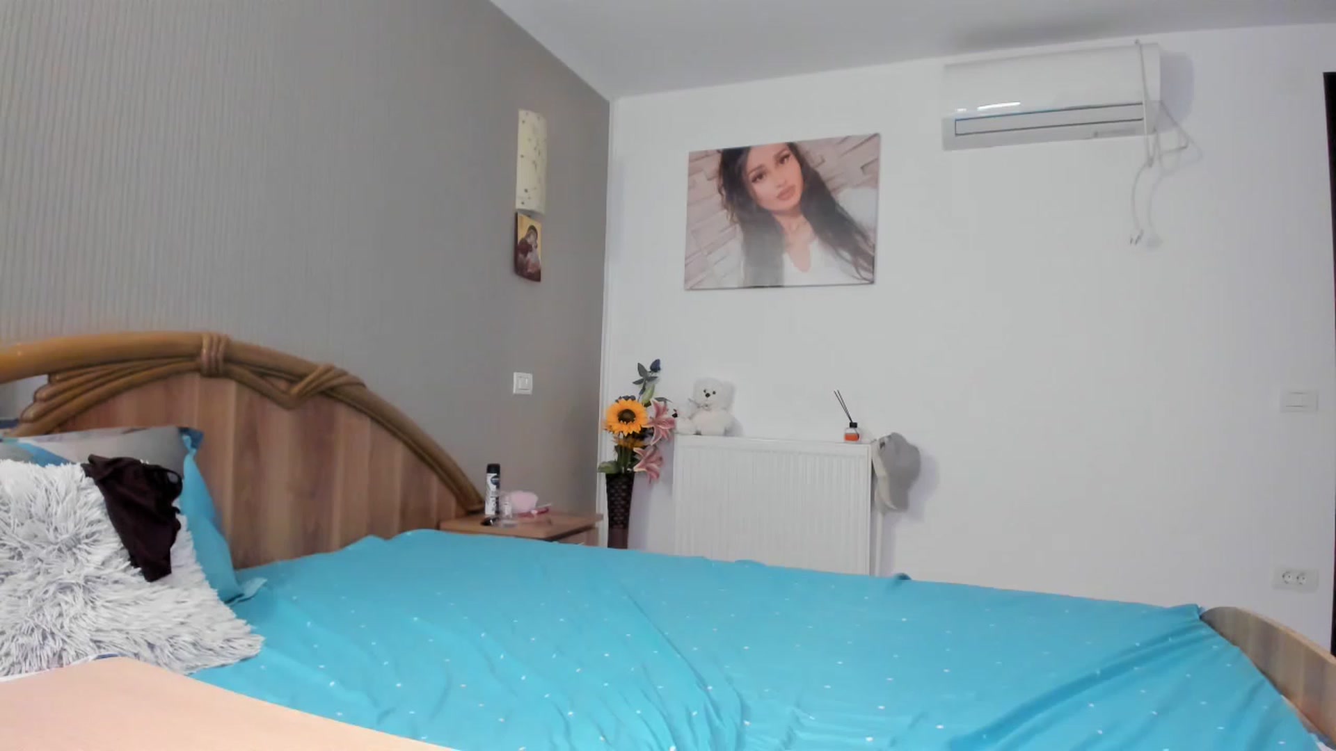 Gallery image thumbnail from SweetKellsey's myfreecams stream on, 08/10/2023, 13:07 image 4 of 20