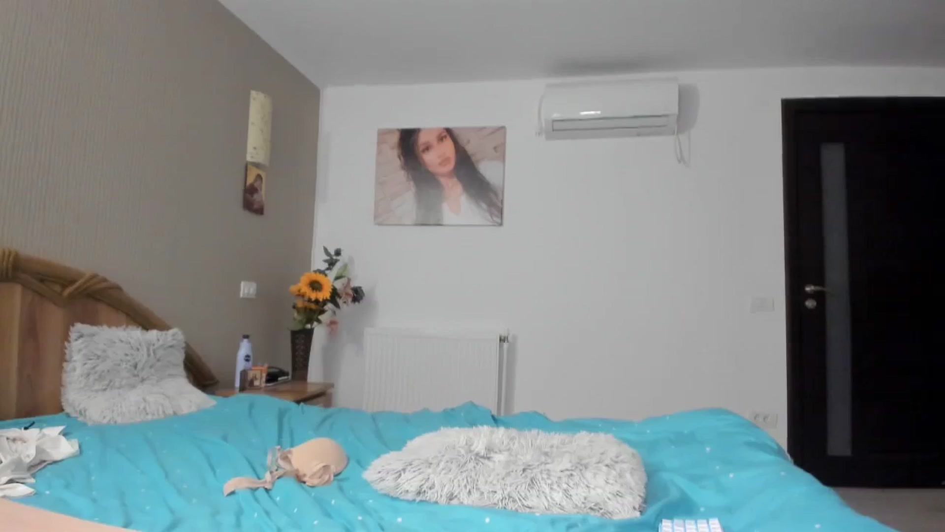 Gallery image thumbnail from SweetKellsey's myfreecams stream on, 11/15/2023, 14:58 image 15 of 20