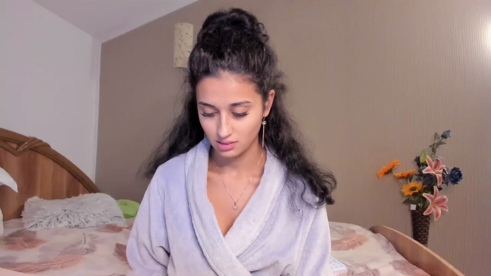 Gallery image thumbnail from SweetKellsey's myfreecams stream on, 01/05/2024, 15:12 image 18 of 20