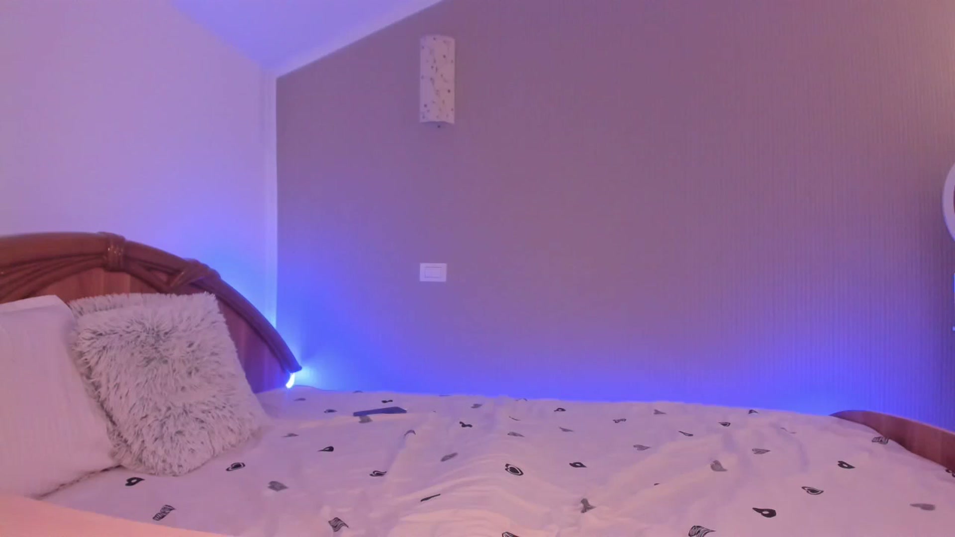 Gallery image thumbnail from SweetKellsey's myfreecams stream on, 06/07/2024, 16:40 image 4 of 20