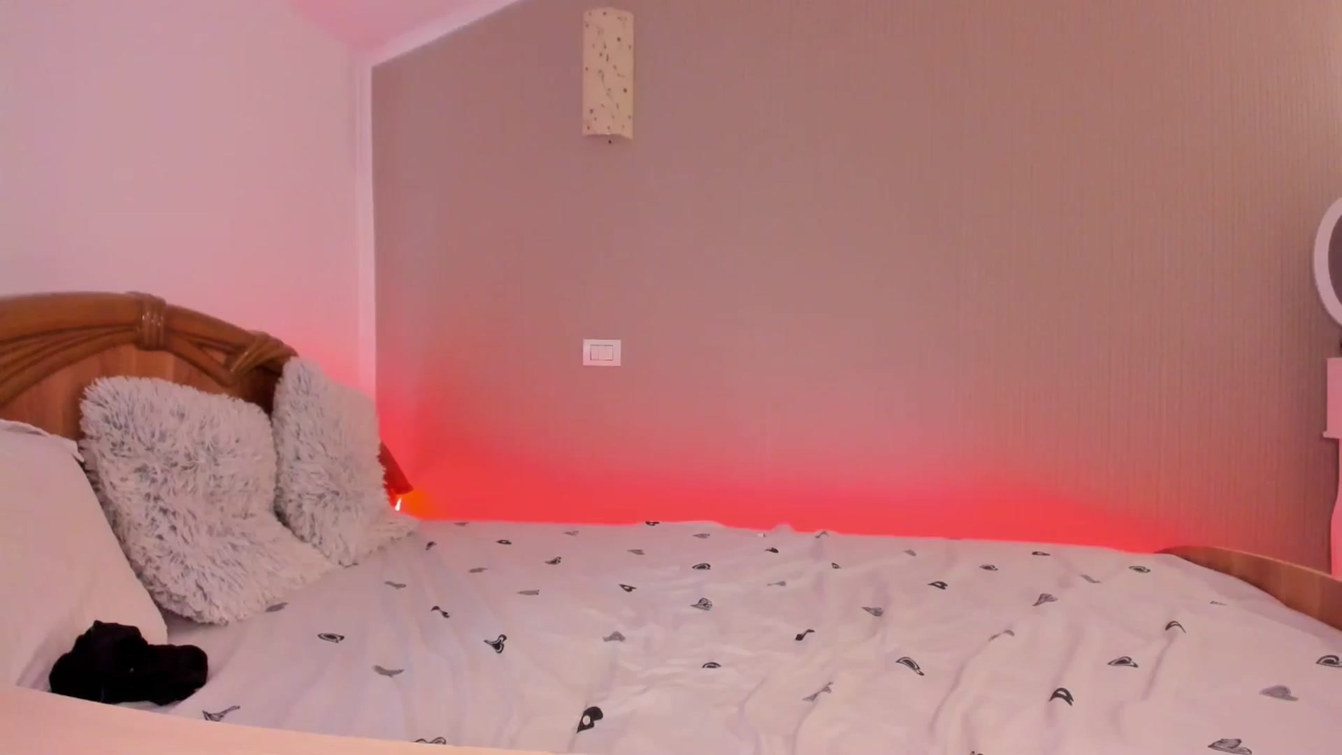 Gallery image thumbnail from SweetKellsey's myfreecams stream on, 06/25/2024, 15:00 image 16 of 20