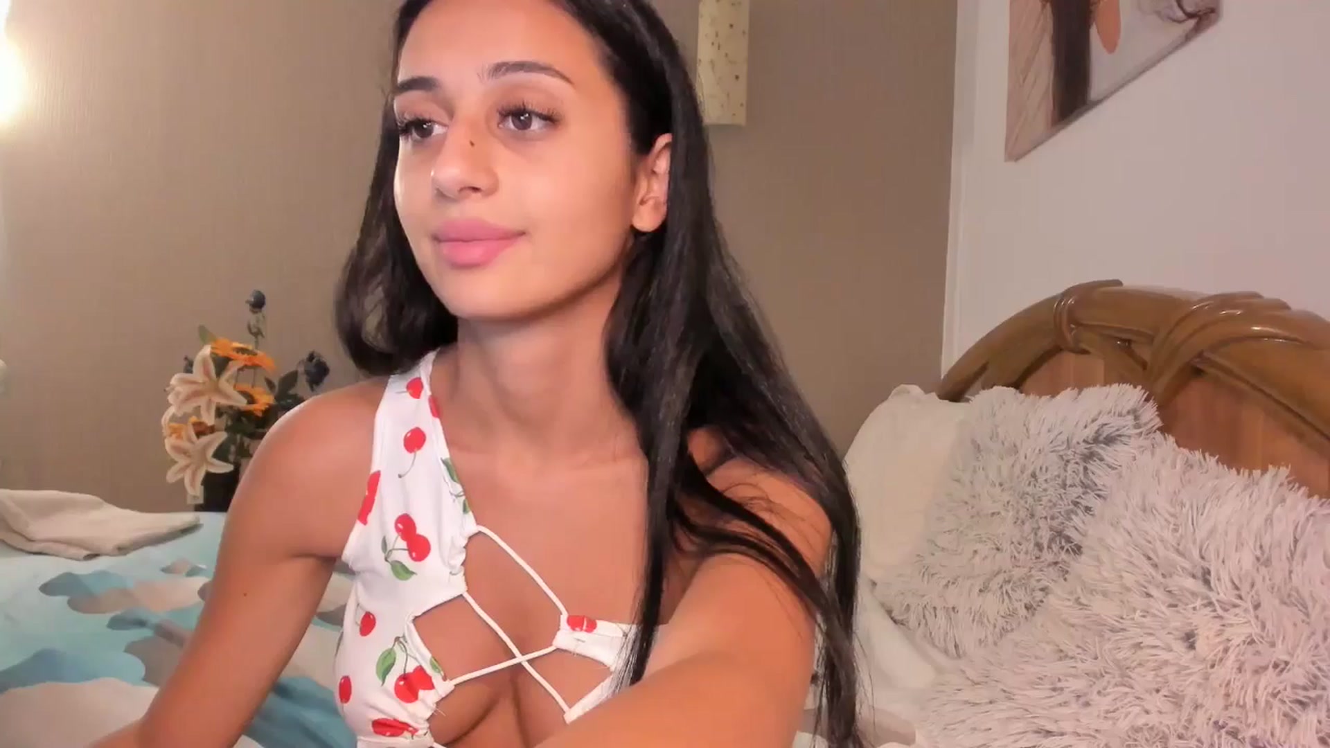 Gallery image thumbnail from SweetKellsey's myfreecams stream on, 09/09/2024, 24:31 image 18 of 20