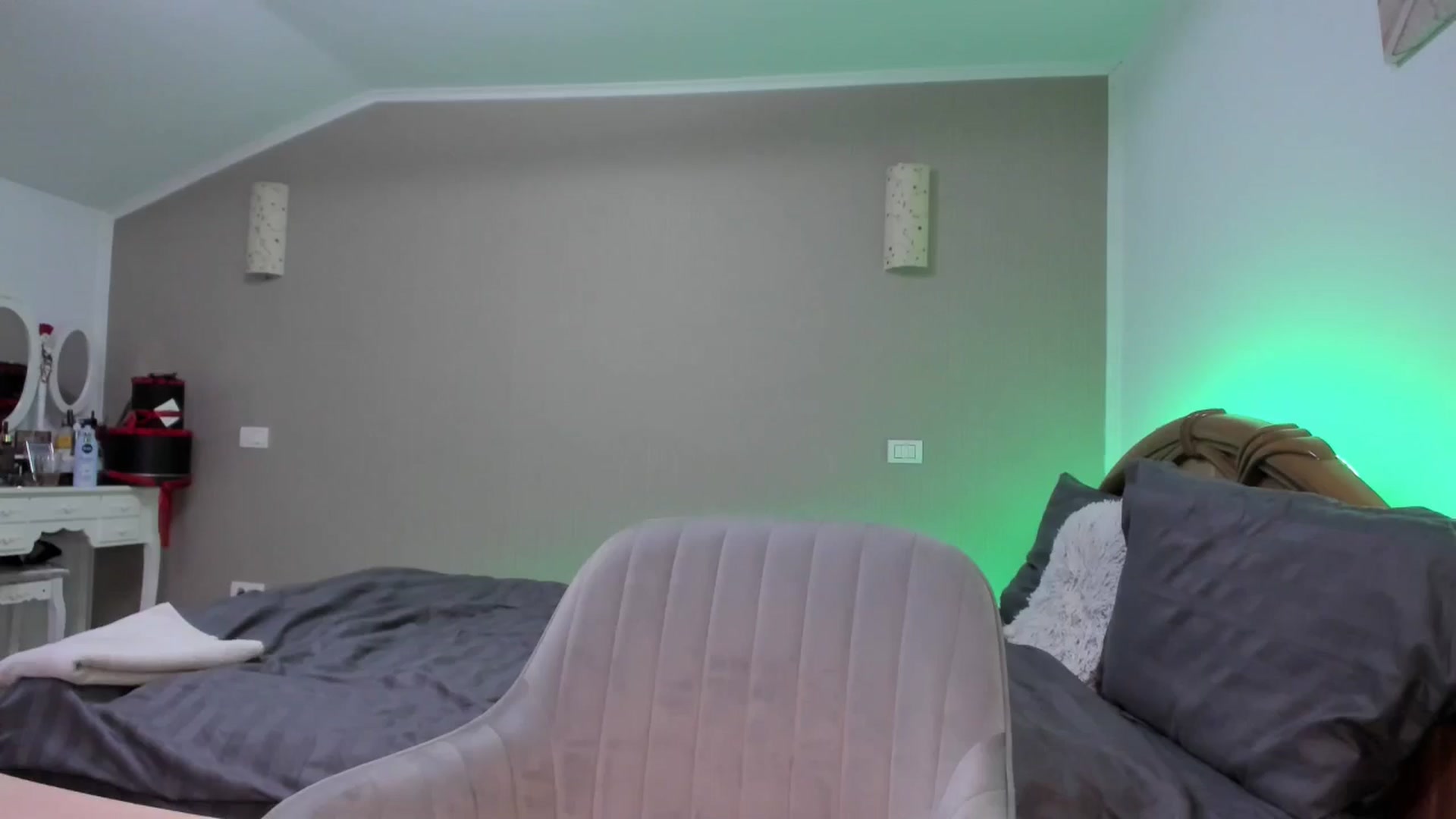 Gallery image thumbnail from SweetKellsey's myfreecams stream on, 11/21/2024, 15:22 image 15 of 20