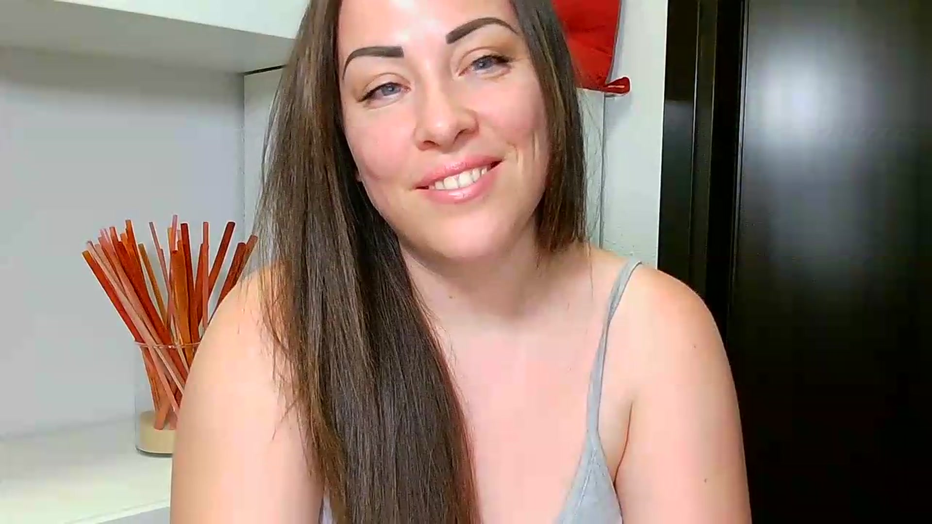 Gallery image thumbnail from SweetKitty's myfreecams stream on, 06/15/2026, 15:17 image 19 of 20