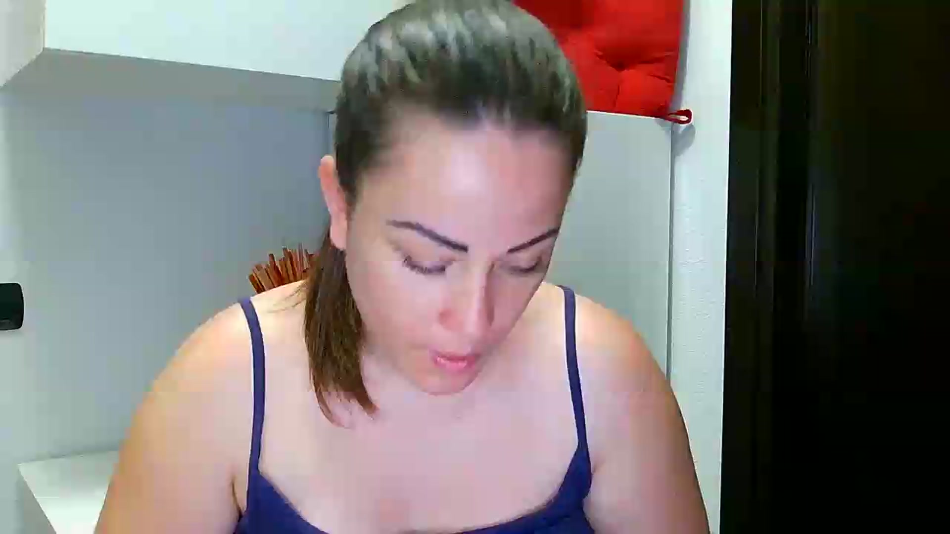 Gallery image thumbnail from SweetKitty's myfreecams stream on, 06/25/2026, 15:18 image 12 of 20
