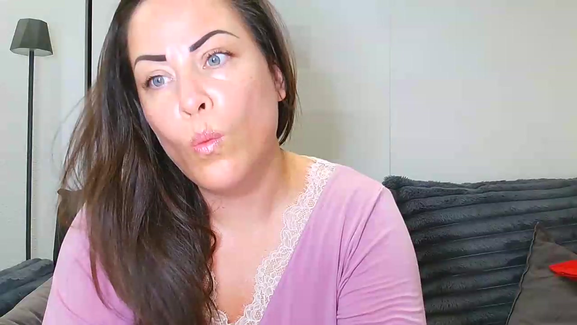 Gallery image thumbnail from SweetKitty's myfreecams stream on, 07/28/2026, 15:03 image 10 of 20