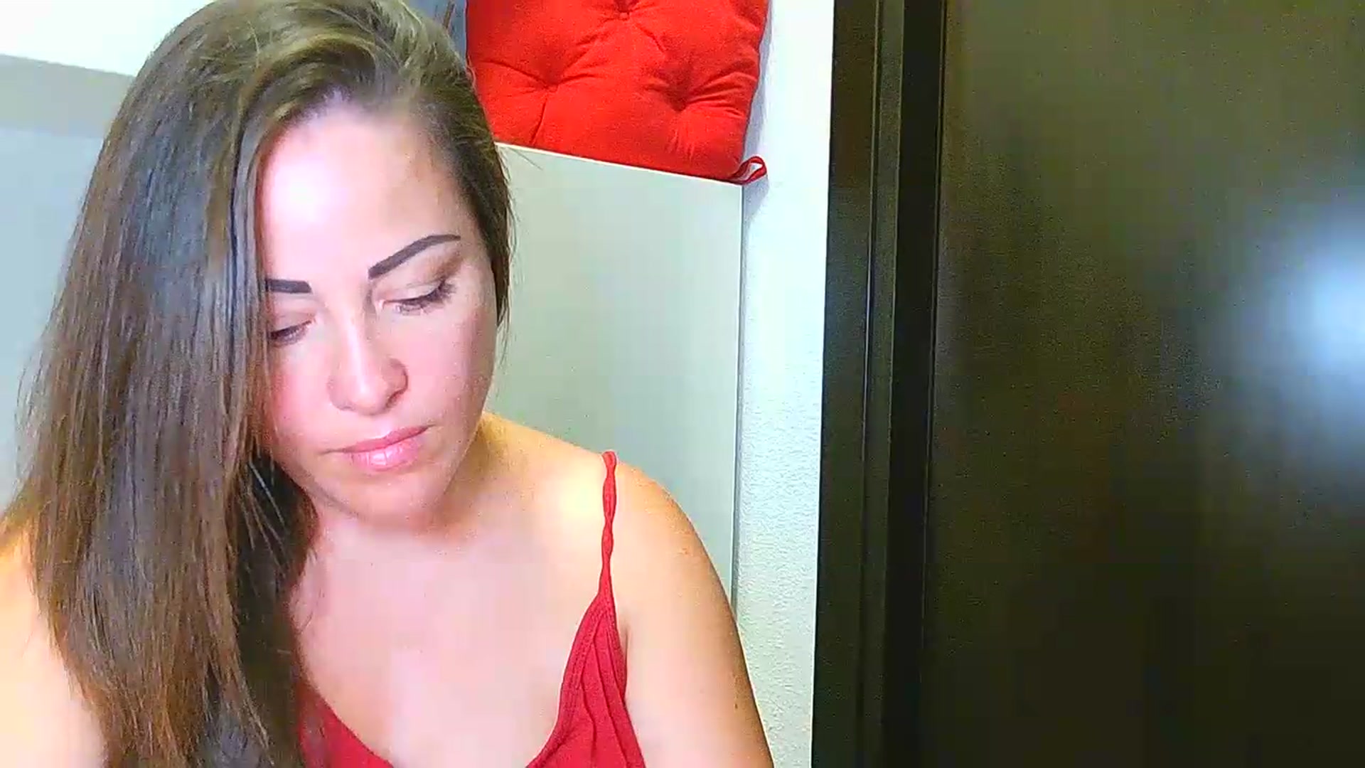Gallery image thumbnail from SweetKitty's myfreecams stream on, 08/03/2026, 15:36 image 18 of 20