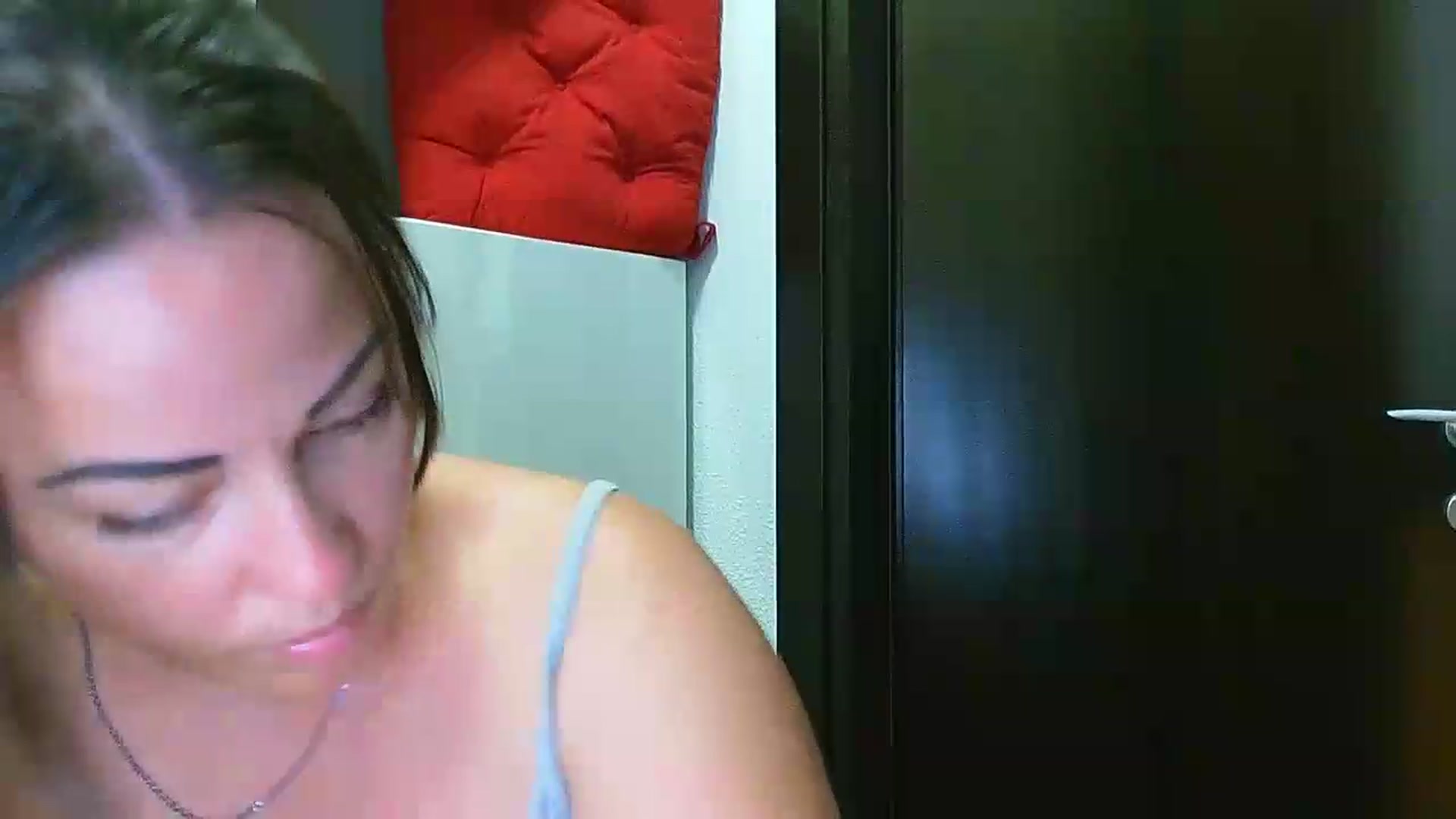 Gallery image thumbnail from SweetKitty's myfreecams stream on, 08/18/2026, 15:29 image 18 of 20