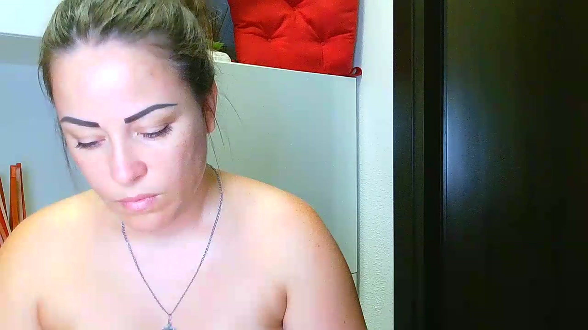 Gallery image thumbnail from SweetKitty's myfreecams stream on, 08/20/2026, 13:41 image 13 of 20