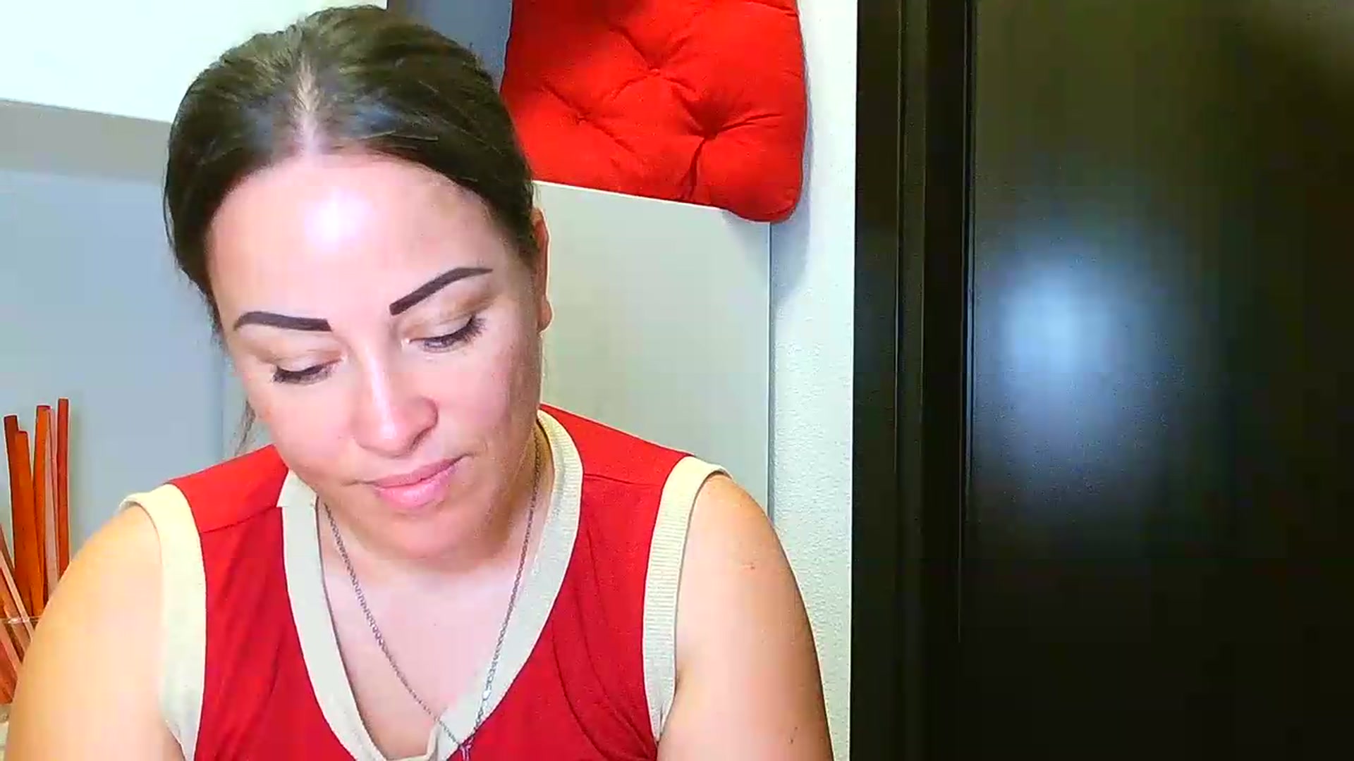 Gallery image thumbnail from SweetKitty's myfreecams stream on, 08/24/2026, 15:42 image 11 of 20