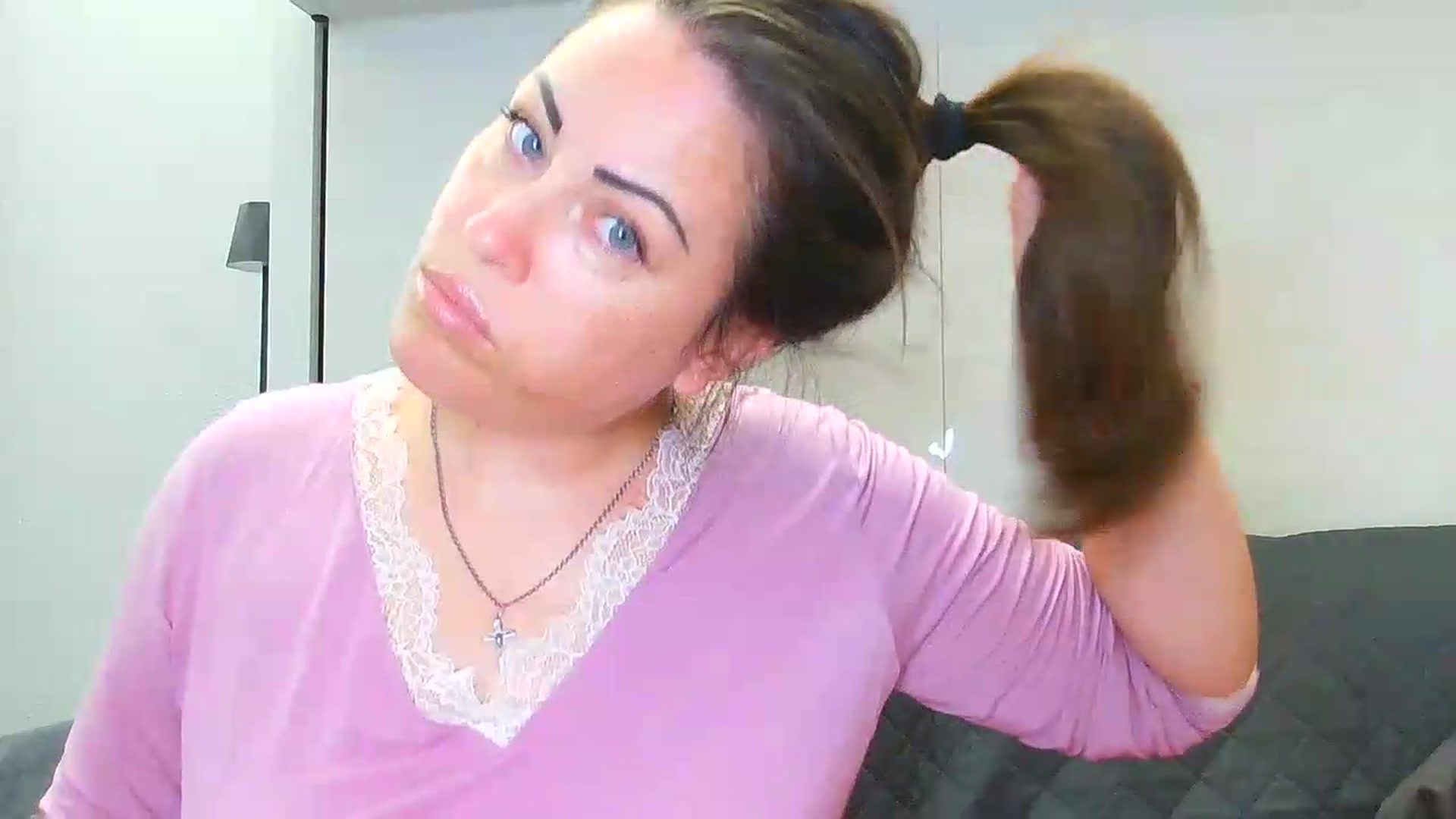 Gallery image thumbnail from SweetKitty's myfreecams stream on, 08/25/2026, 15:19 image 10 of 20
