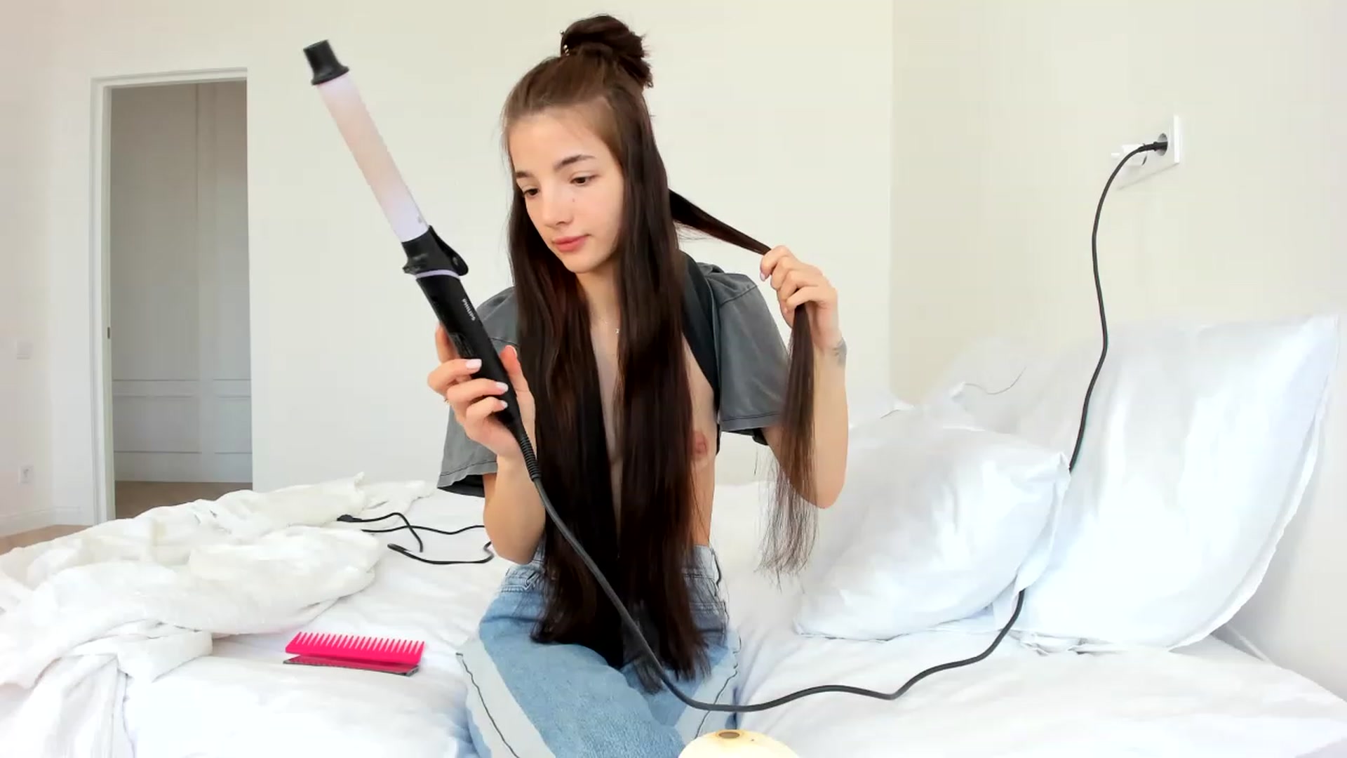 Gallery image thumbnail from SweetKlem's myfreecams stream on, 11/14/2022, 11:16 image 2 of 20