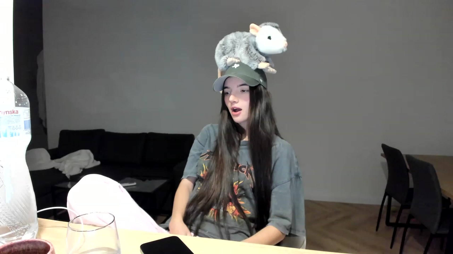 Gallery image thumbnail from SweetKlem's myfreecams stream on, 11/22/2022, 22:17 image 2 of 20