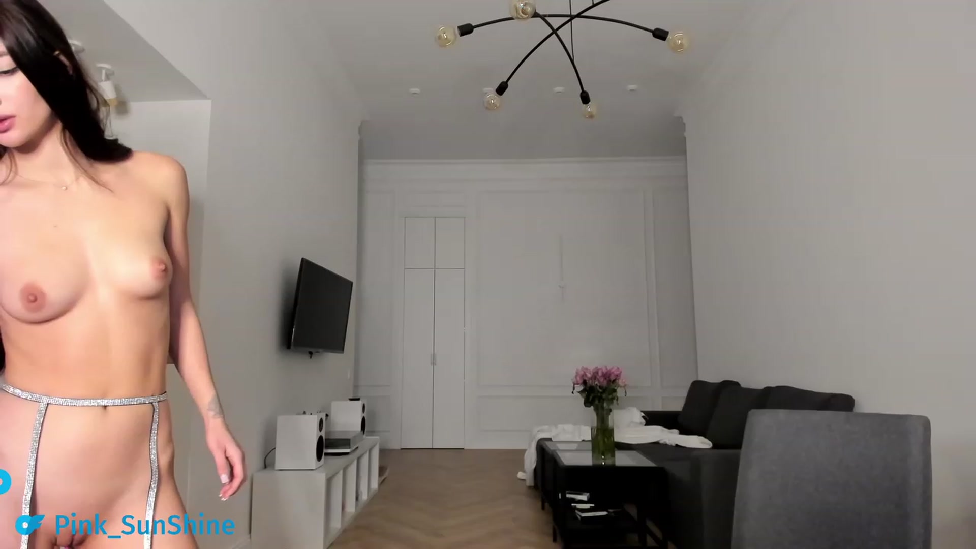 Gallery image thumbnail from SweetKlem's myfreecams stream on, 12/07/2022, 24:16 image 13 of 20