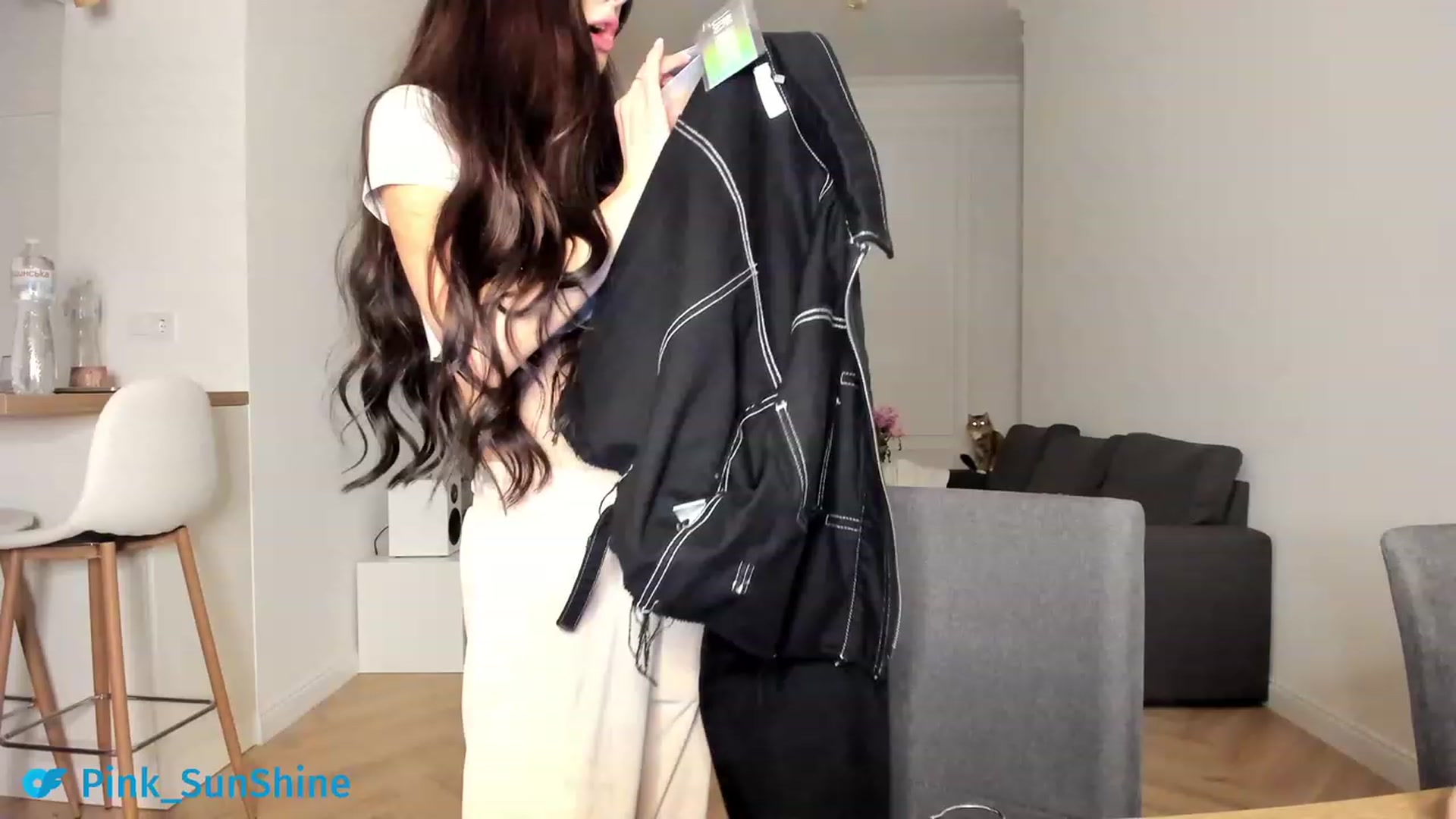 Gallery image thumbnail from SweetKlem's myfreecams stream on, 12/07/2022, 20:13 image 6 of 20