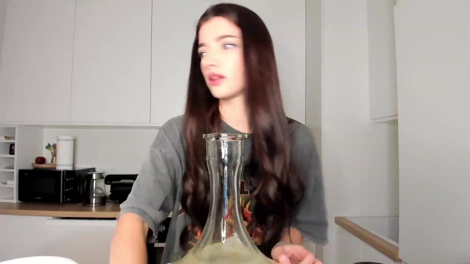 Gallery image thumbnail from SweetKlem's myfreecams stream on, 12/12/2022, 22:44 image 6 of 20