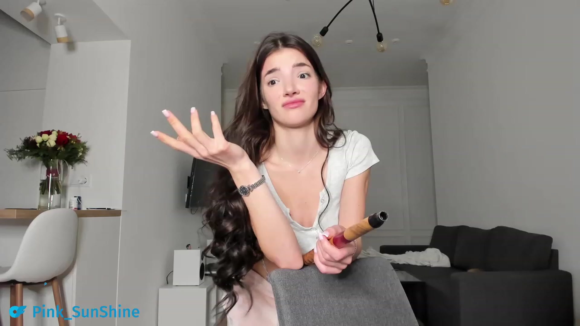 Gallery image thumbnail from SweetKlem's myfreecams stream on, 12/15/2022, 20:28 image 12 of 20