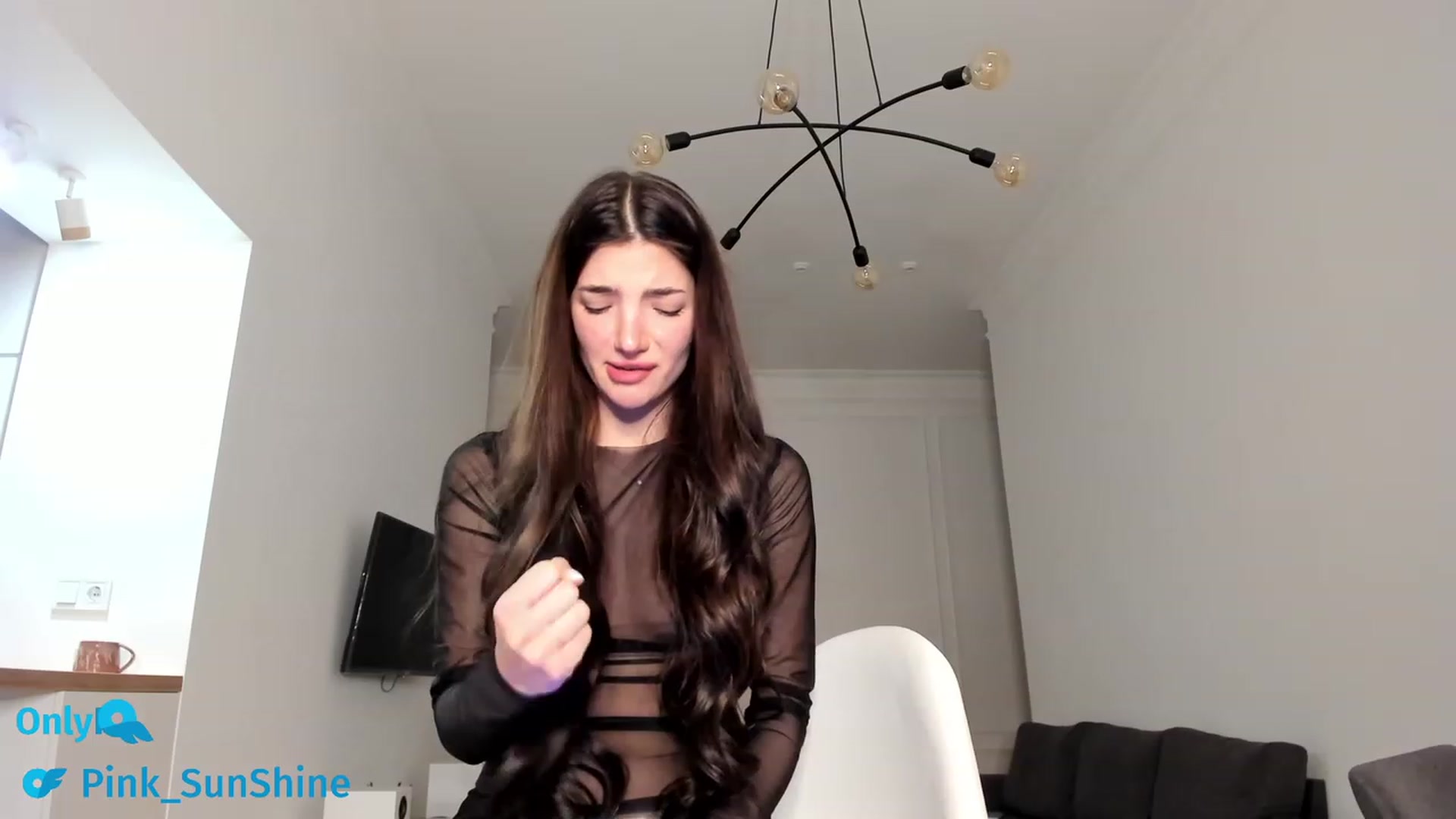 Gallery image thumbnail from SweetKlem's myfreecams stream on, 12/22/2022, 18:13 image 14 of 20