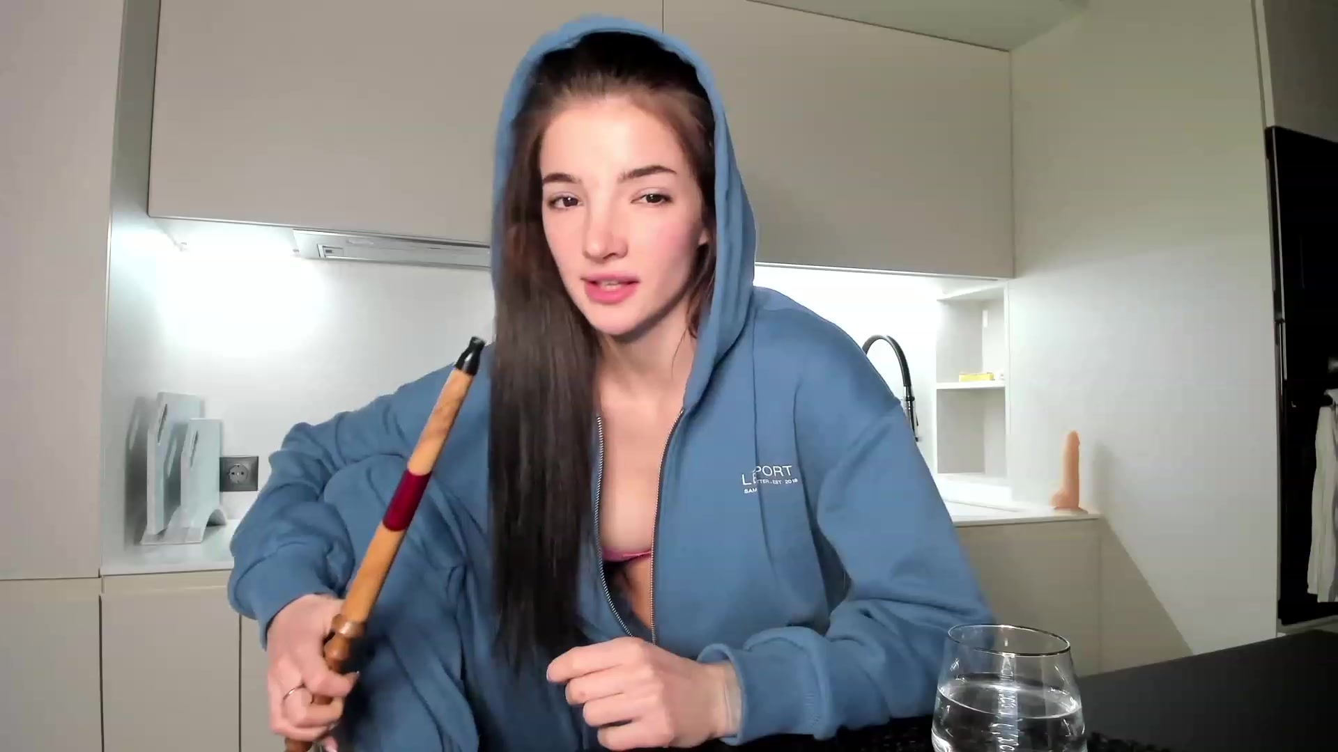 Gallery image thumbnail from SweetKlem's myfreecams stream on, 01/12/2023, 17:21 image 9 of 20