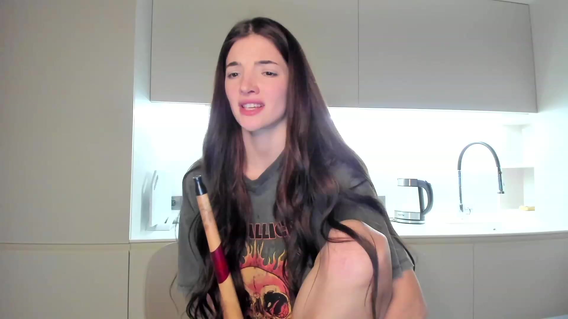 Gallery image thumbnail from SweetKlem's myfreecams stream on, 01/13/2023, 21:47 image 17 of 20