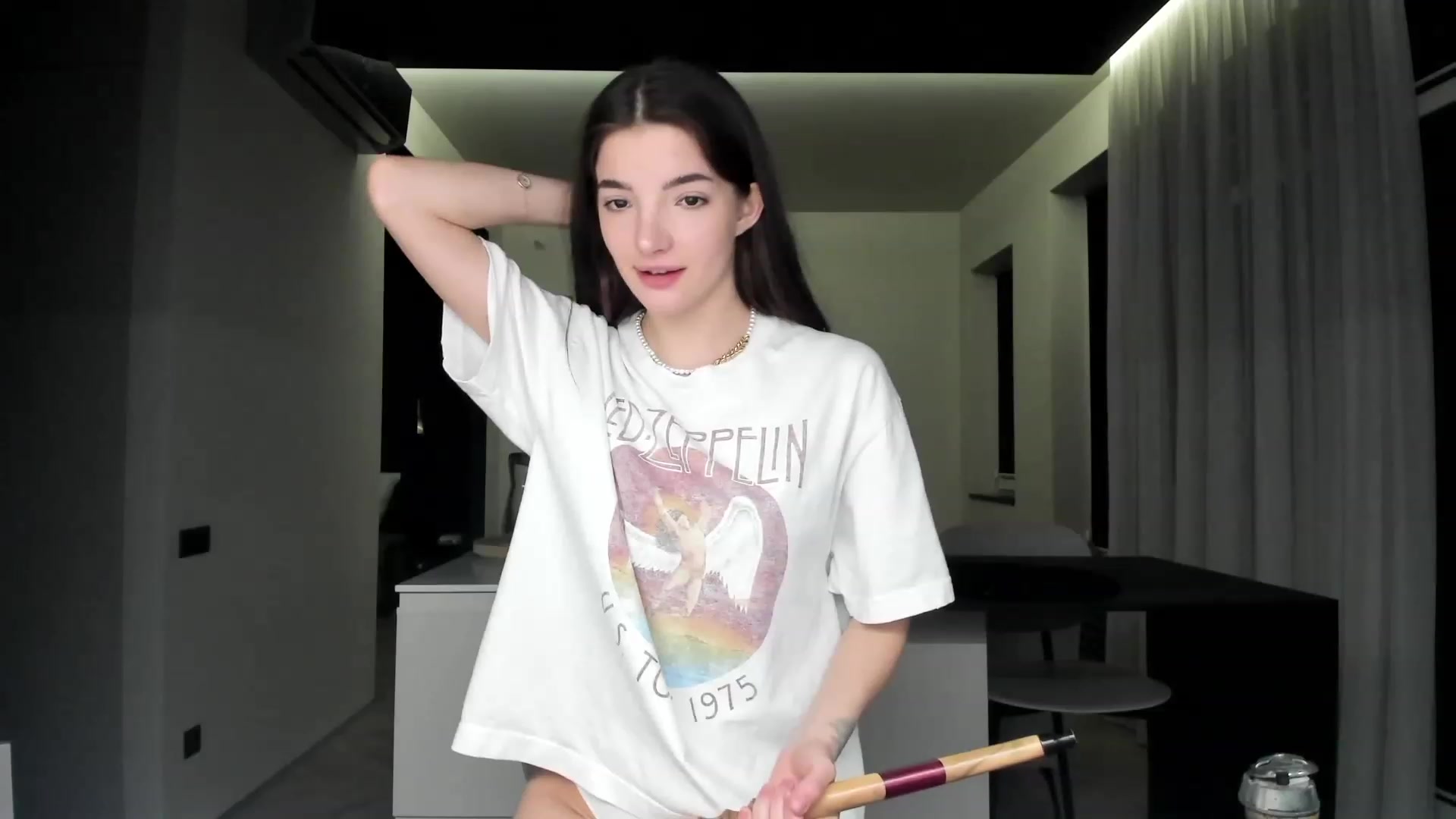 Gallery image thumbnail from SweetKlem's myfreecams stream on, 01/25/2023, 20:16 image 8 of 20