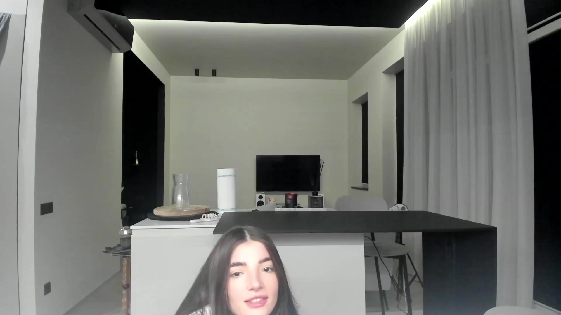 Gallery image thumbnail from SweetKlem's myfreecams stream on, 02/09/2023, 23:16 image 2 of 20