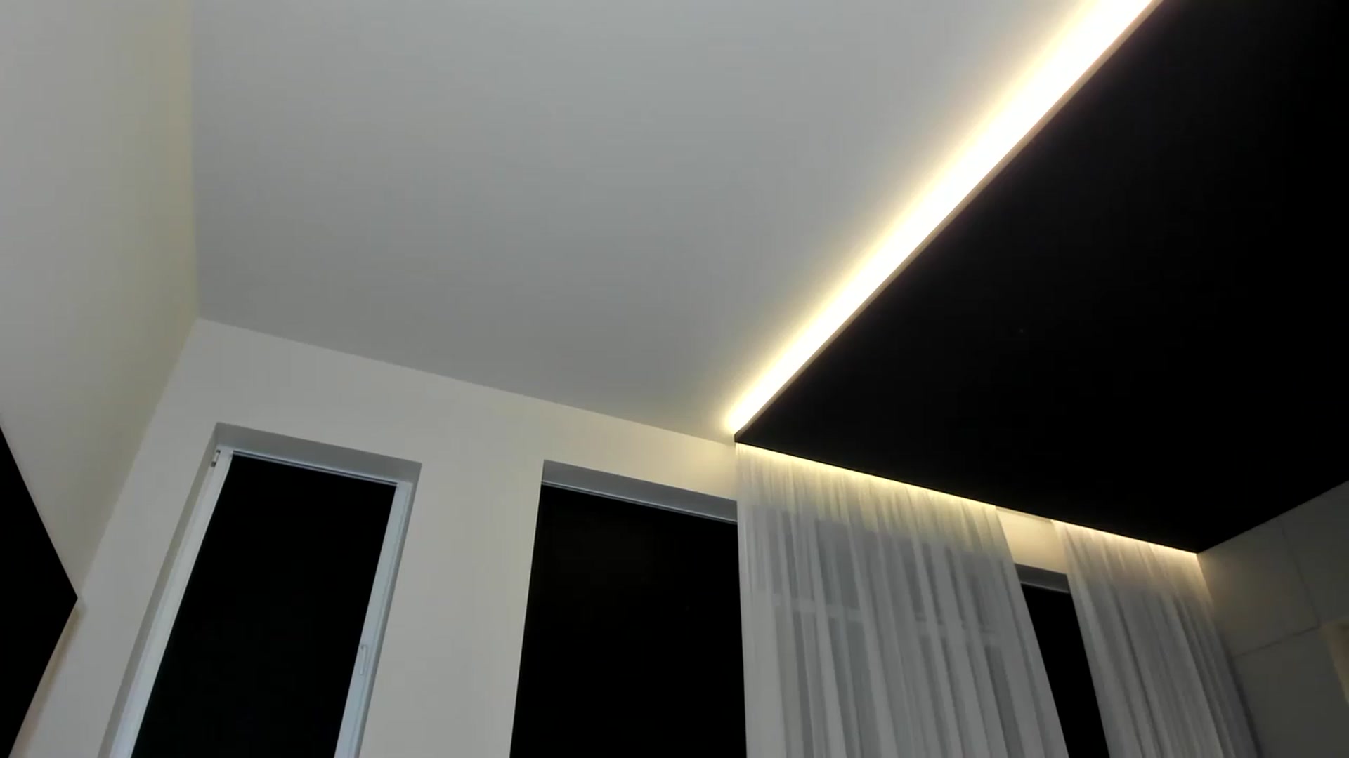 Gallery image thumbnail from SweetKlem's myfreecams stream on, 02/11/2023, 23:41 image 19 of 20