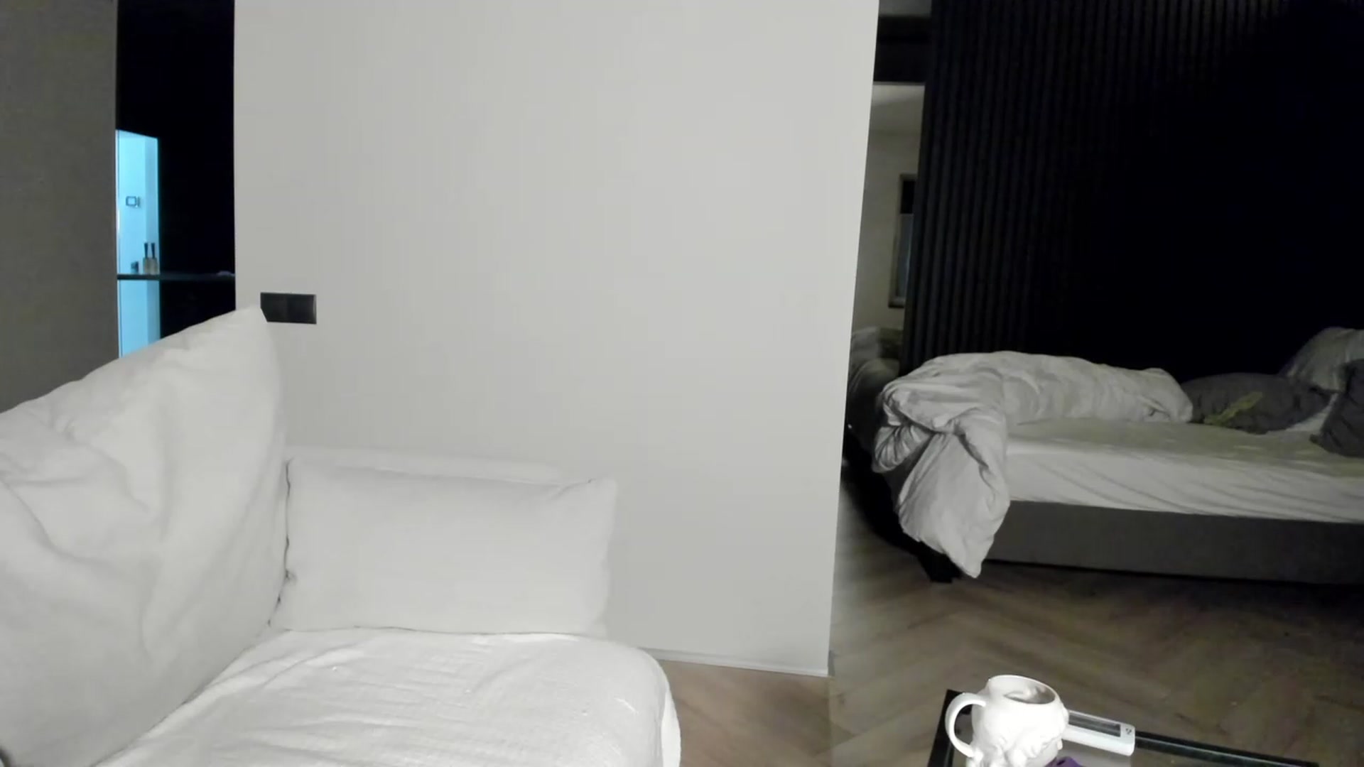 Gallery image thumbnail from SweetKlem's myfreecams stream on, 02/17/2023, 16:36 image 14 of 20