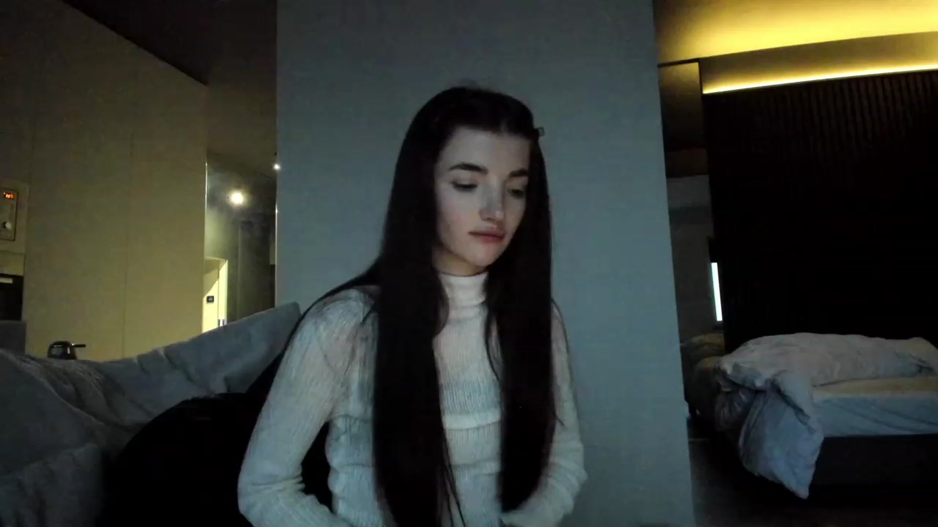 Gallery image thumbnail from SweetKlem's myfreecams stream on, 02/17/2023, 16:36 image 7 of 20