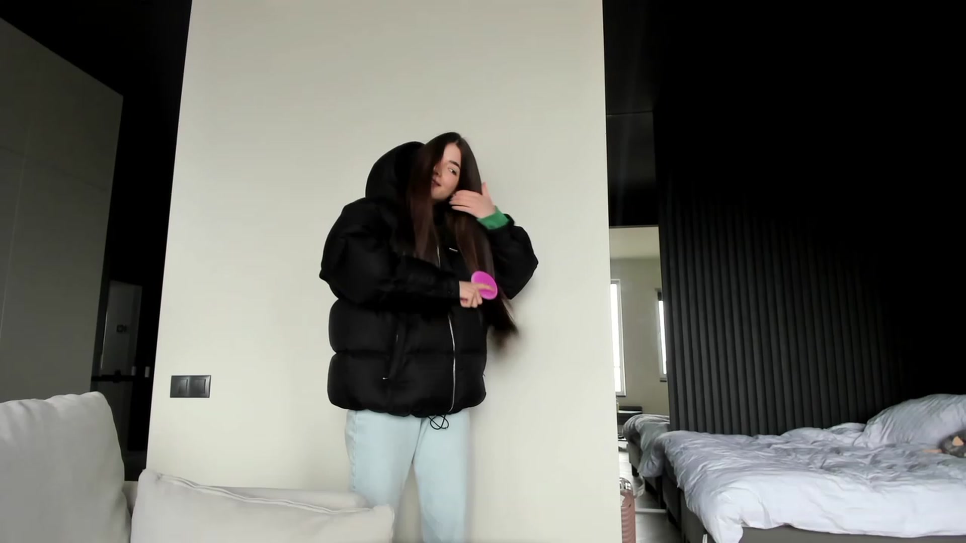 Gallery image thumbnail from SweetKlem's myfreecams stream on, 02/19/2023, 10:06 image 18 of 20