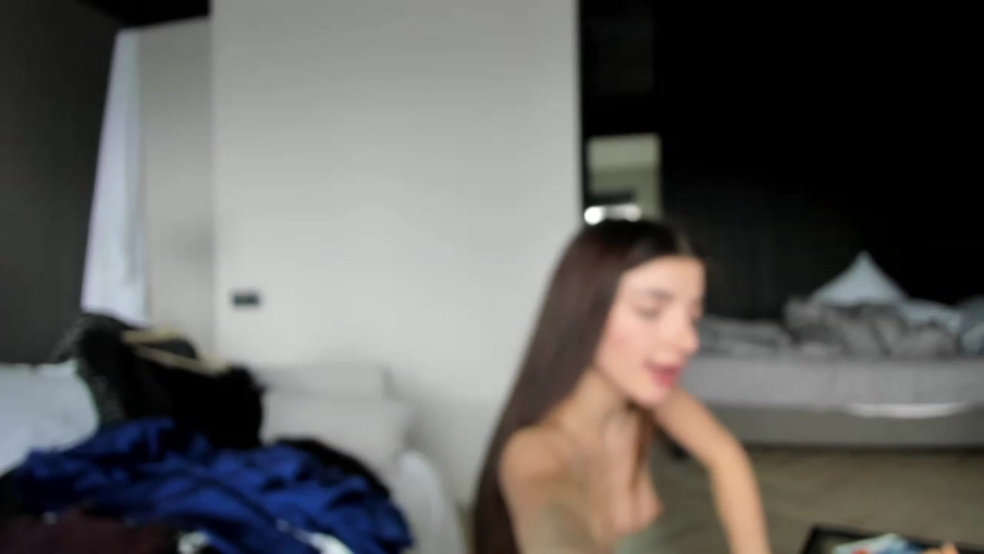 Gallery image thumbnail from SweetKlem's myfreecams stream on, 02/22/2023, 09:33 image 2 of 20