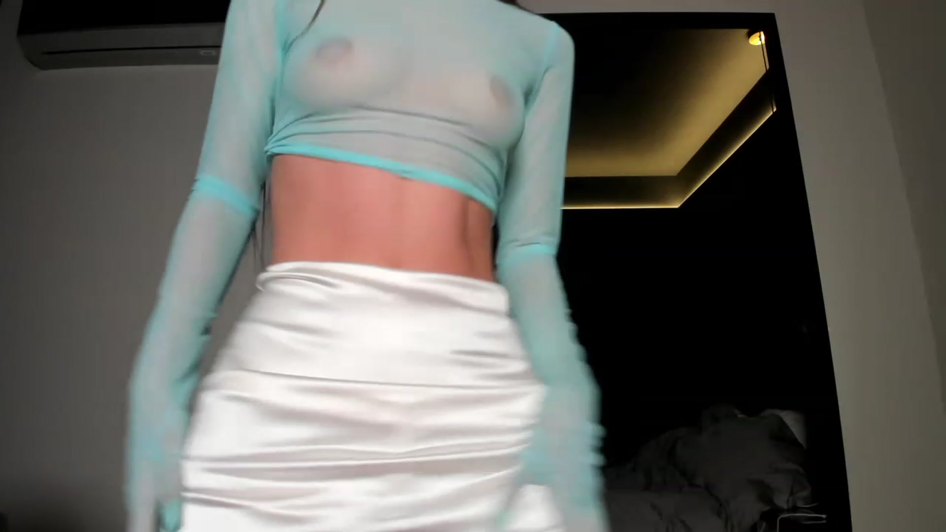 Gallery image thumbnail from SweetKlem's myfreecams stream on, 02/22/2023, 17:58 image 14 of 20