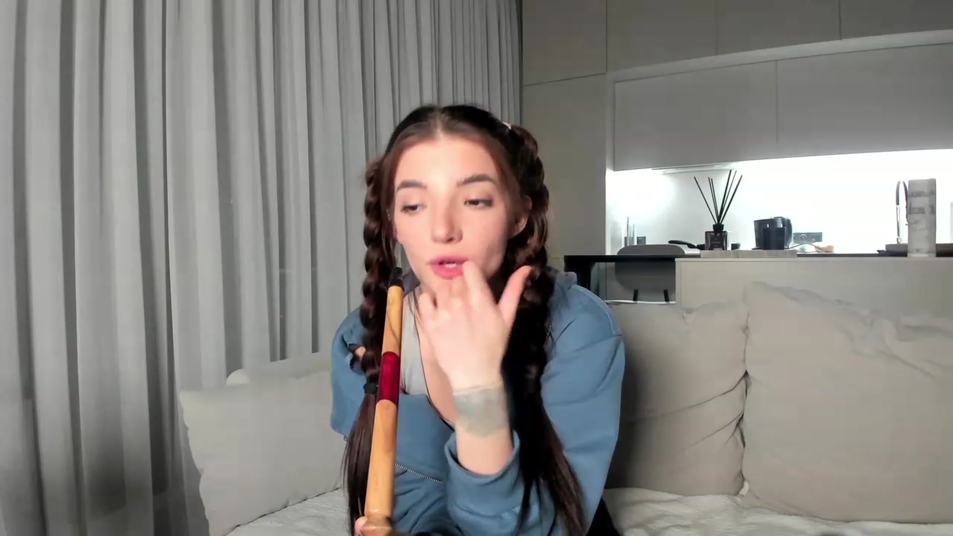 Gallery image thumbnail from SweetKlem's myfreecams stream on, 03/04/2023, 23:04 image 8 of 20