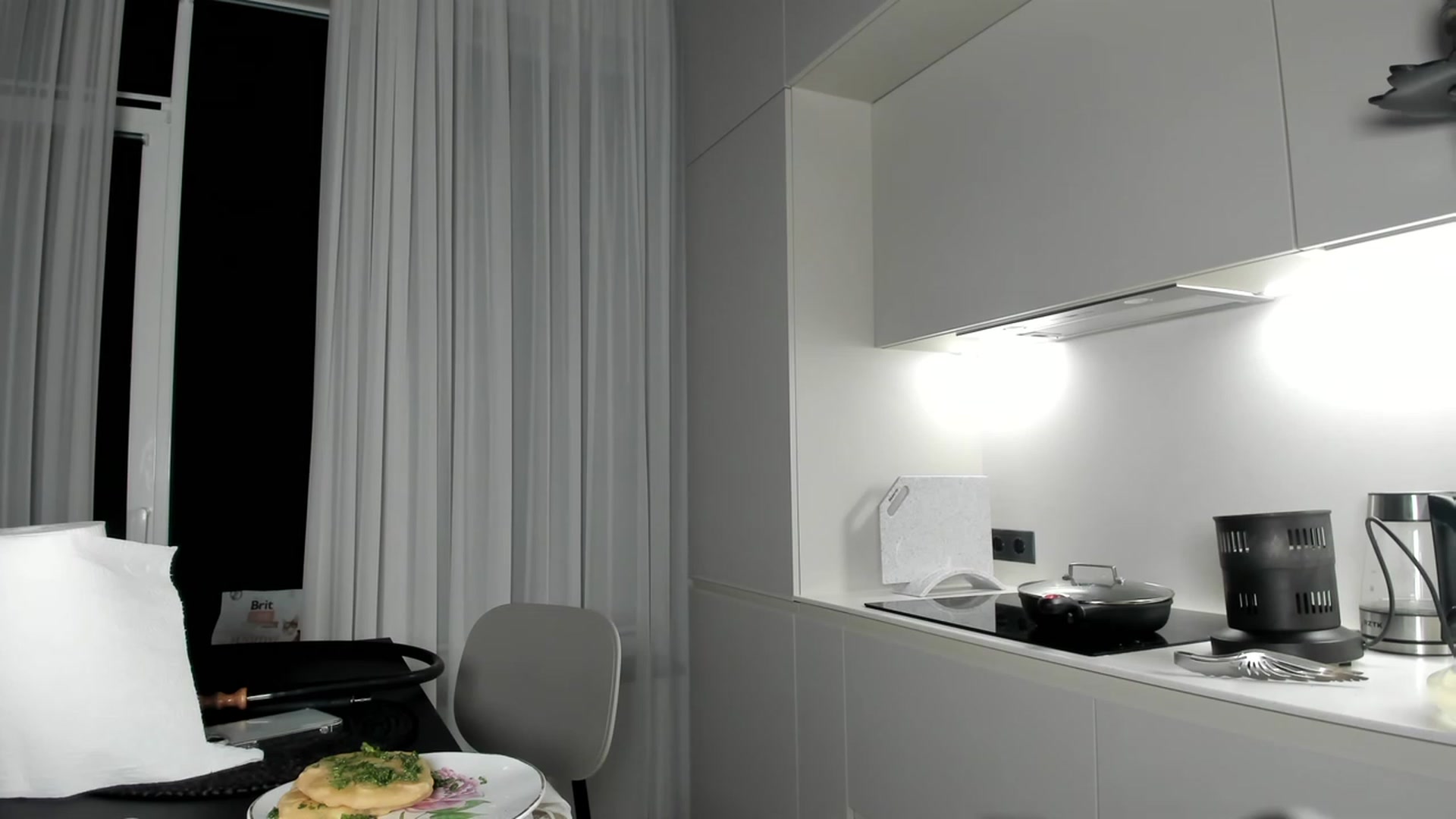 Gallery image thumbnail from SweetKlem's myfreecams stream on, 03/06/2023, 20:01 image 18 of 20