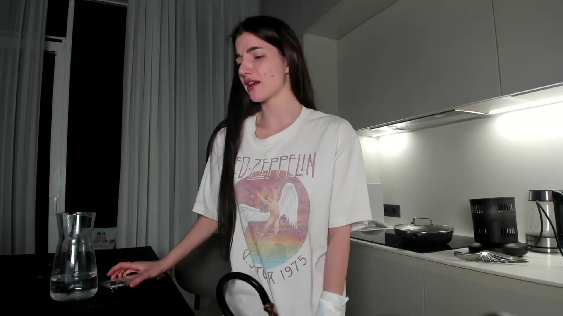 Gallery image thumbnail from SweetKlem's myfreecams stream on, 03/06/2023, 20:32 image 8 of 20