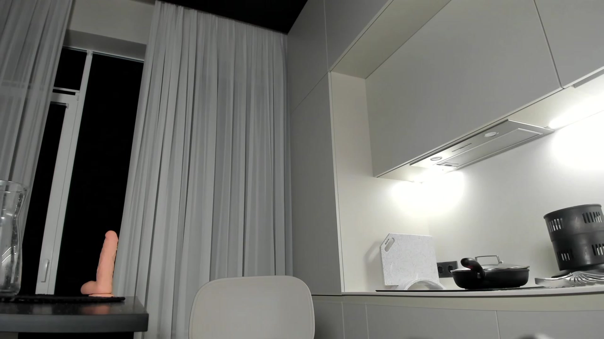 Gallery image thumbnail from SweetKlem's myfreecams stream on, 03/06/2023, 22:12 image 8 of 20