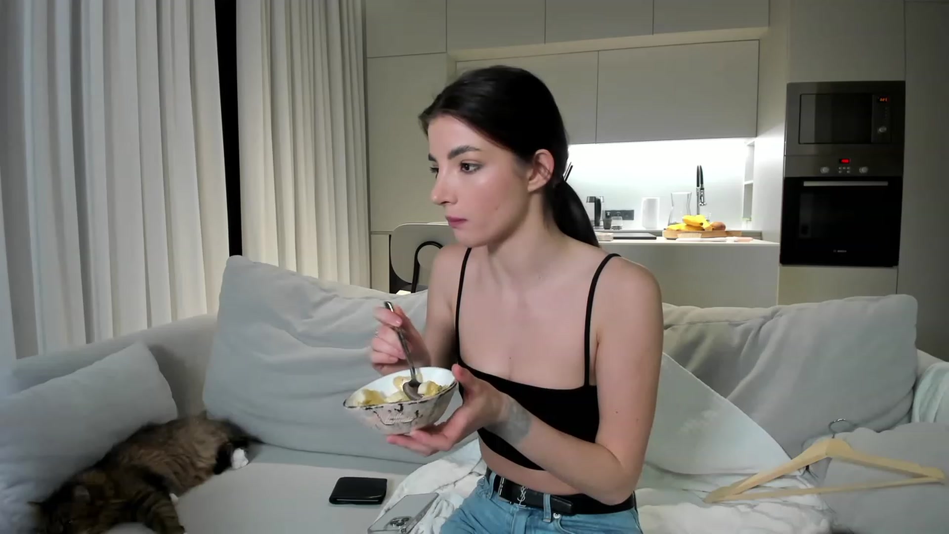 Gallery image thumbnail from SweetKlem's myfreecams stream on, 03/07/2023, 20:35 image 4 of 20