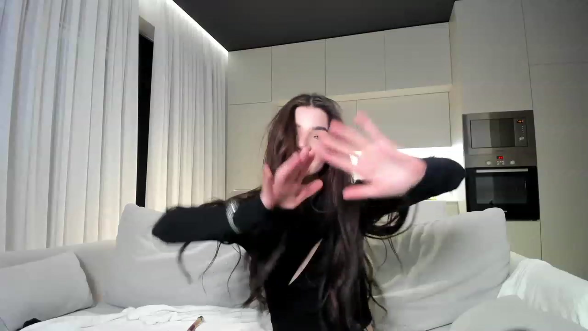 Gallery image thumbnail from SweetKlem's myfreecams stream on, 03/07/2023, 23:11 image 17 of 20