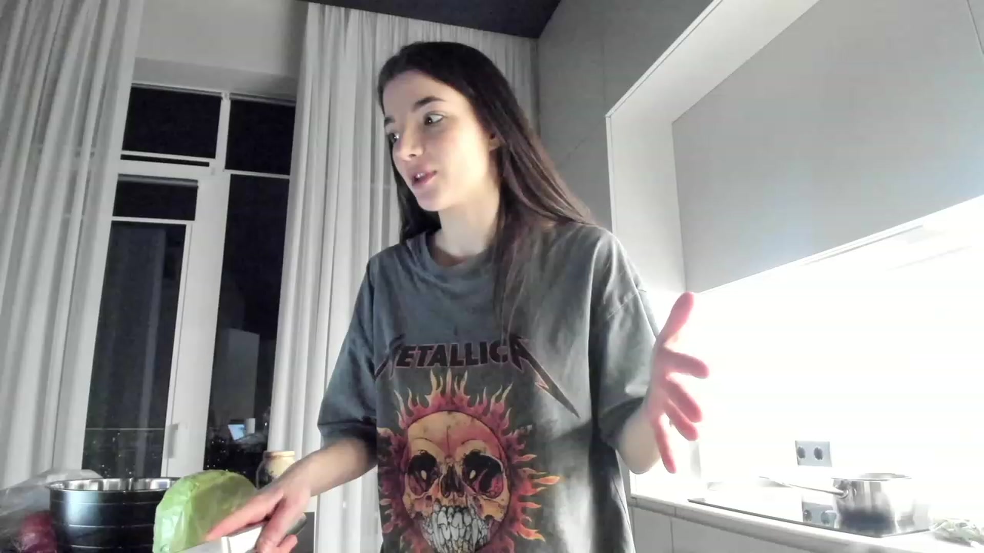 Gallery image thumbnail from SweetKlem's myfreecams stream on, 03/10/2023, 19:45 image 1 of 20