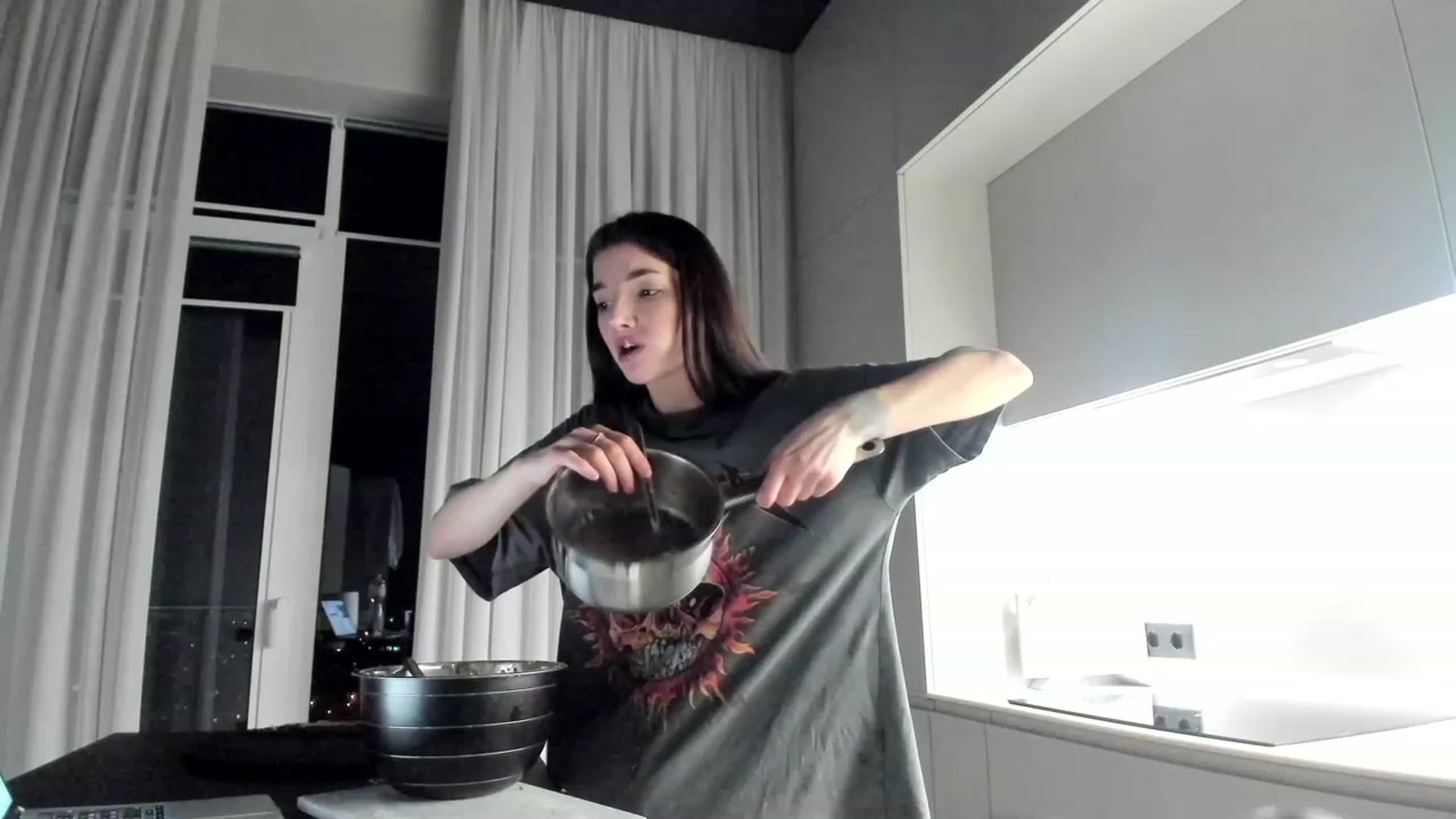 Gallery image thumbnail from SweetKlem's myfreecams stream on, 03/10/2023, 19:45 image 9 of 20