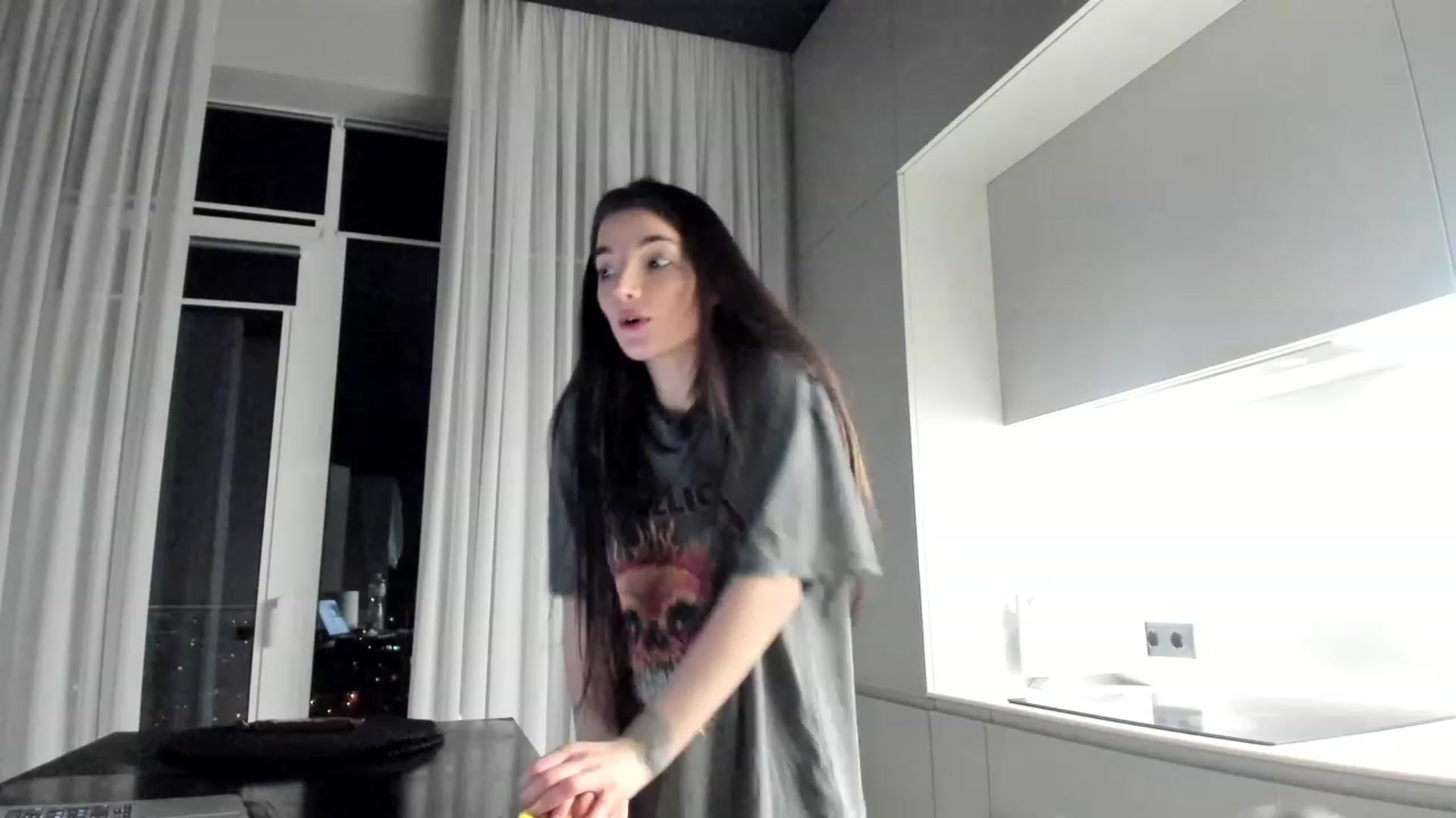 Gallery image thumbnail from SweetKlem's myfreecams stream on, 03/10/2023, 19:45 image 10 of 20
