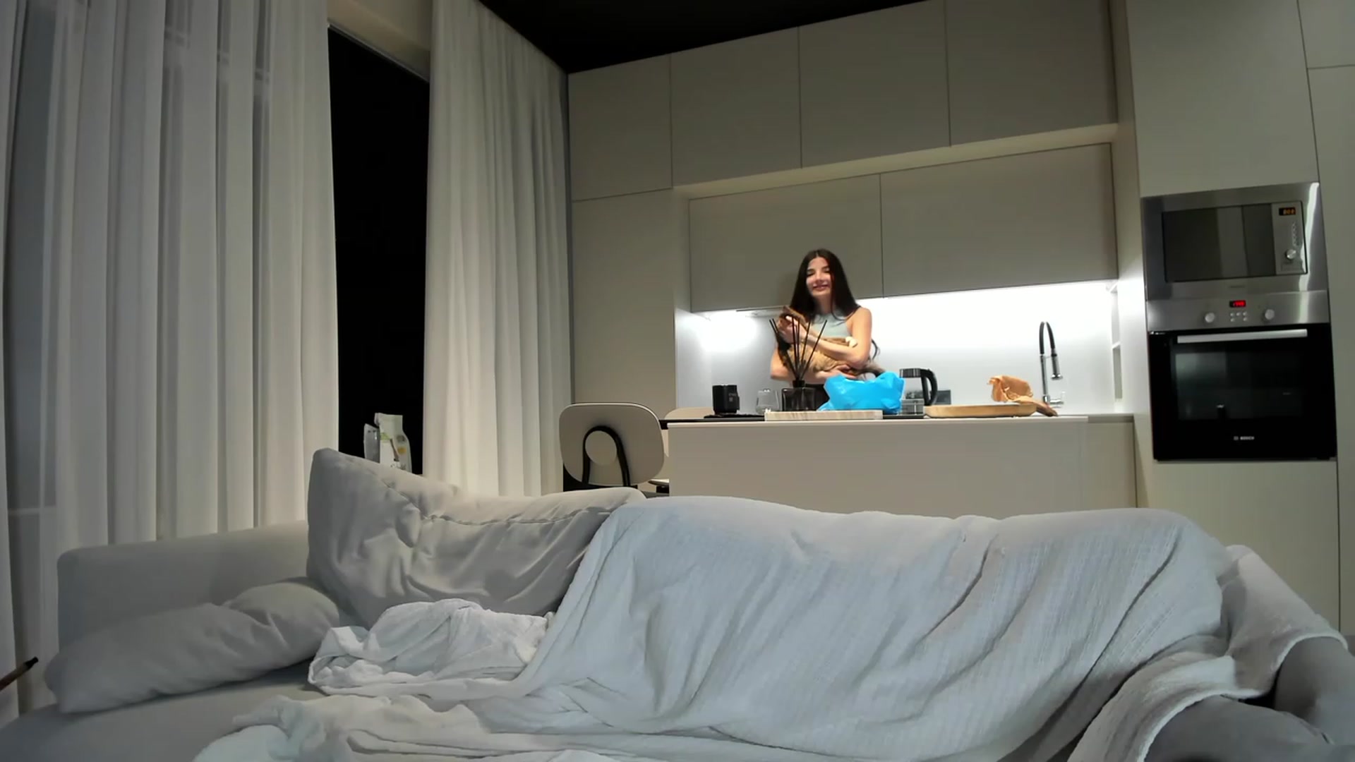 Gallery image thumbnail from SweetKlem's myfreecams stream on, 03/15/2023, 24:21 image 2 of 20