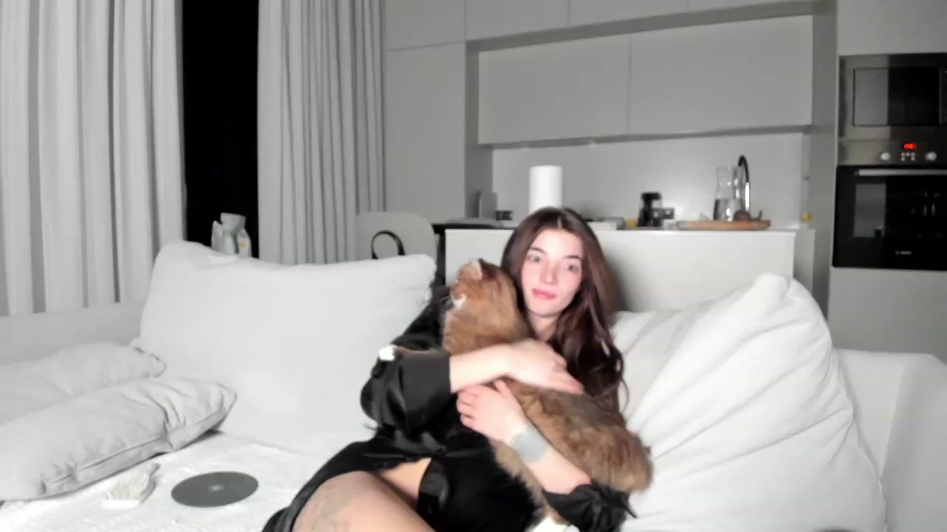 Gallery image thumbnail from SweetKlem's myfreecams stream on, 03/18/2023, 01:31 image 4 of 20
