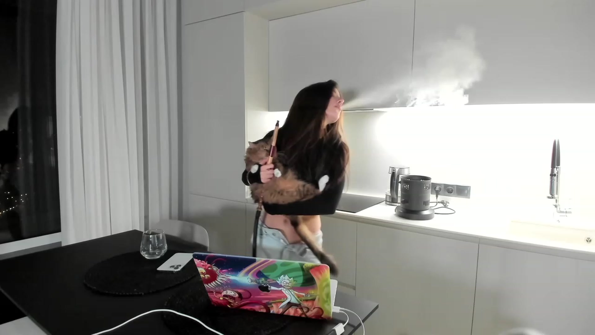 Gallery image thumbnail from SweetKlem's myfreecams stream on, 03/19/2023, 18:17 image 19 of 20