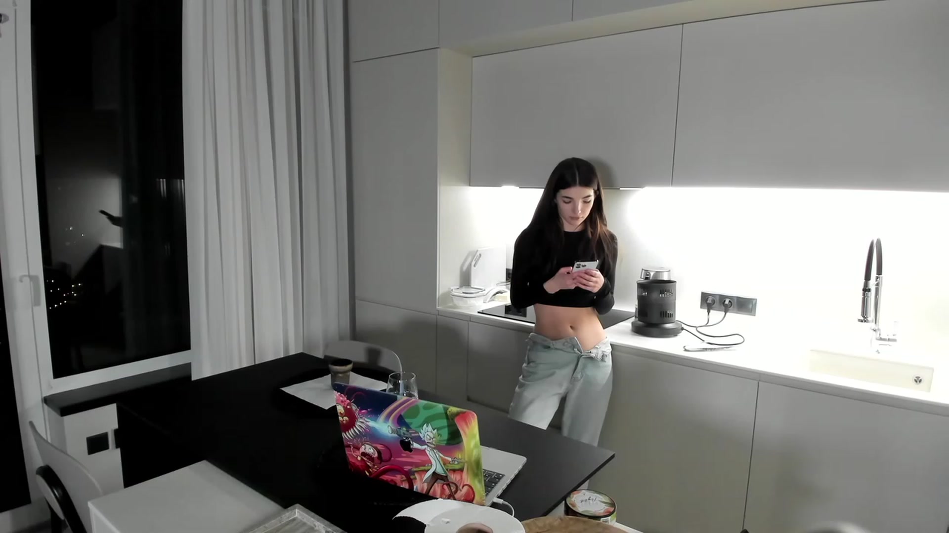 Gallery image thumbnail from SweetKlem's myfreecams stream on, 03/19/2023, 18:17 image 1 of 20
