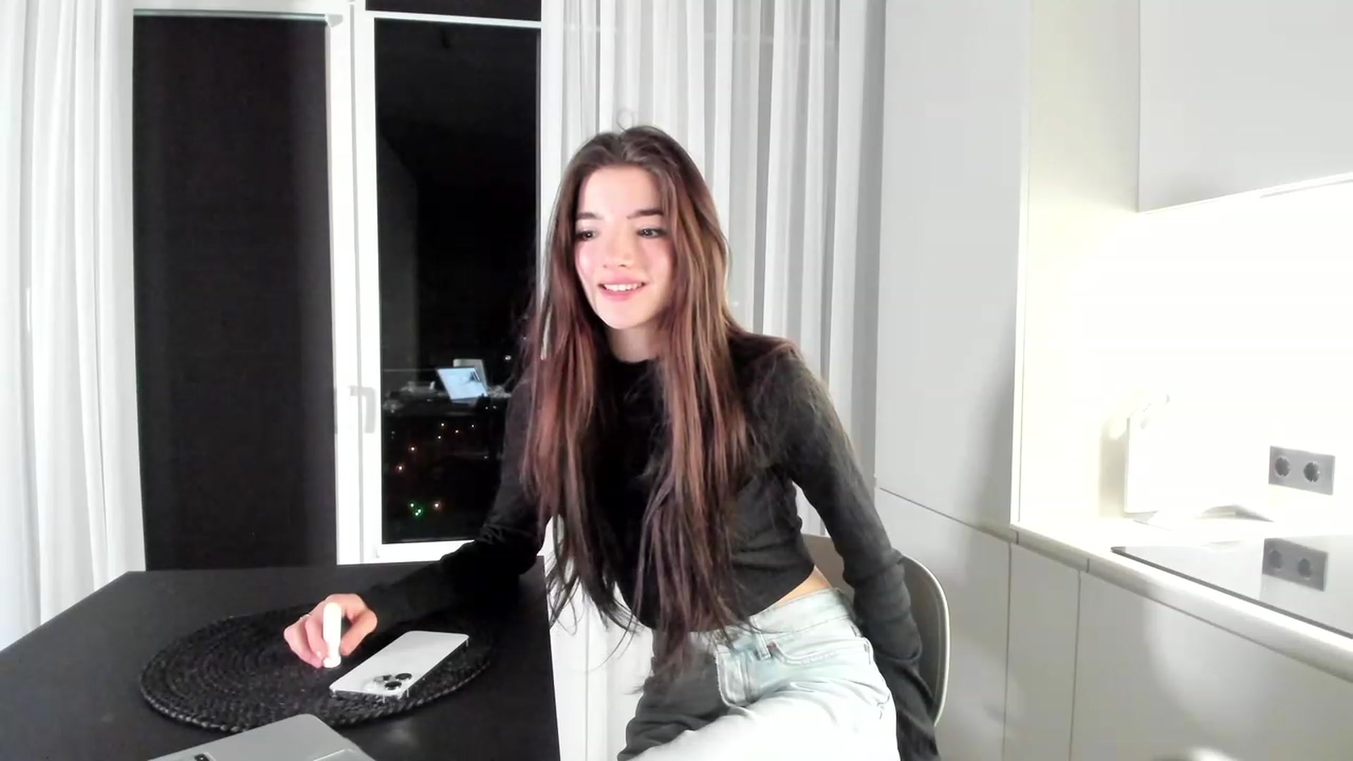 Gallery image thumbnail from SweetKlem's myfreecams stream on, 03/20/2023, 22:49 image 20 of 20