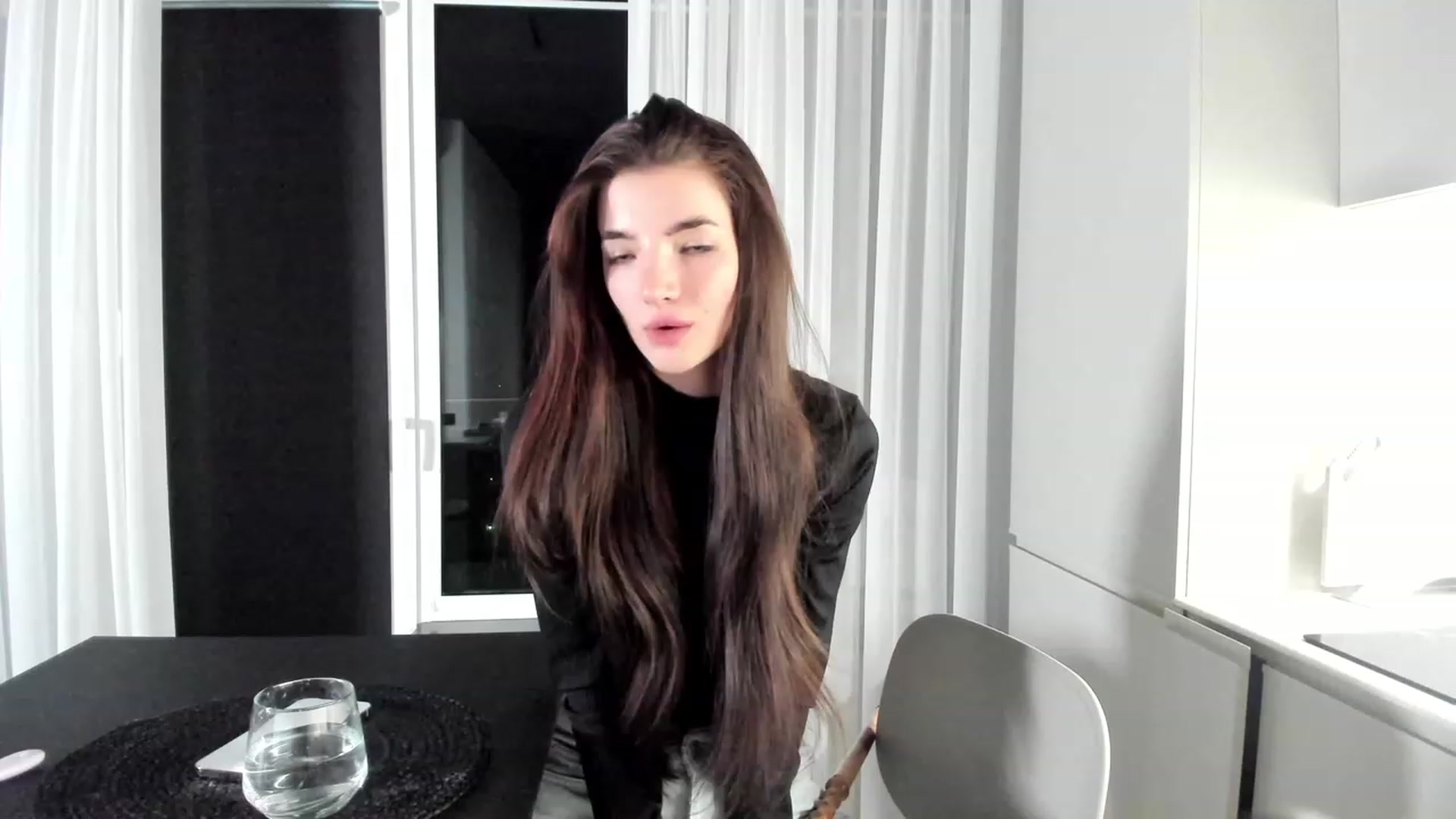 Gallery image thumbnail from SweetKlem's myfreecams stream on, 03/20/2023, 23:55 image 18 of 20