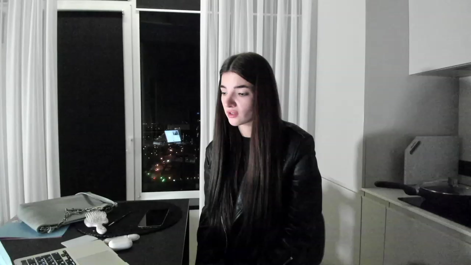 Gallery image thumbnail from SweetKlem's myfreecams stream on, 03/22/2023, 20:08 image 1 of 20