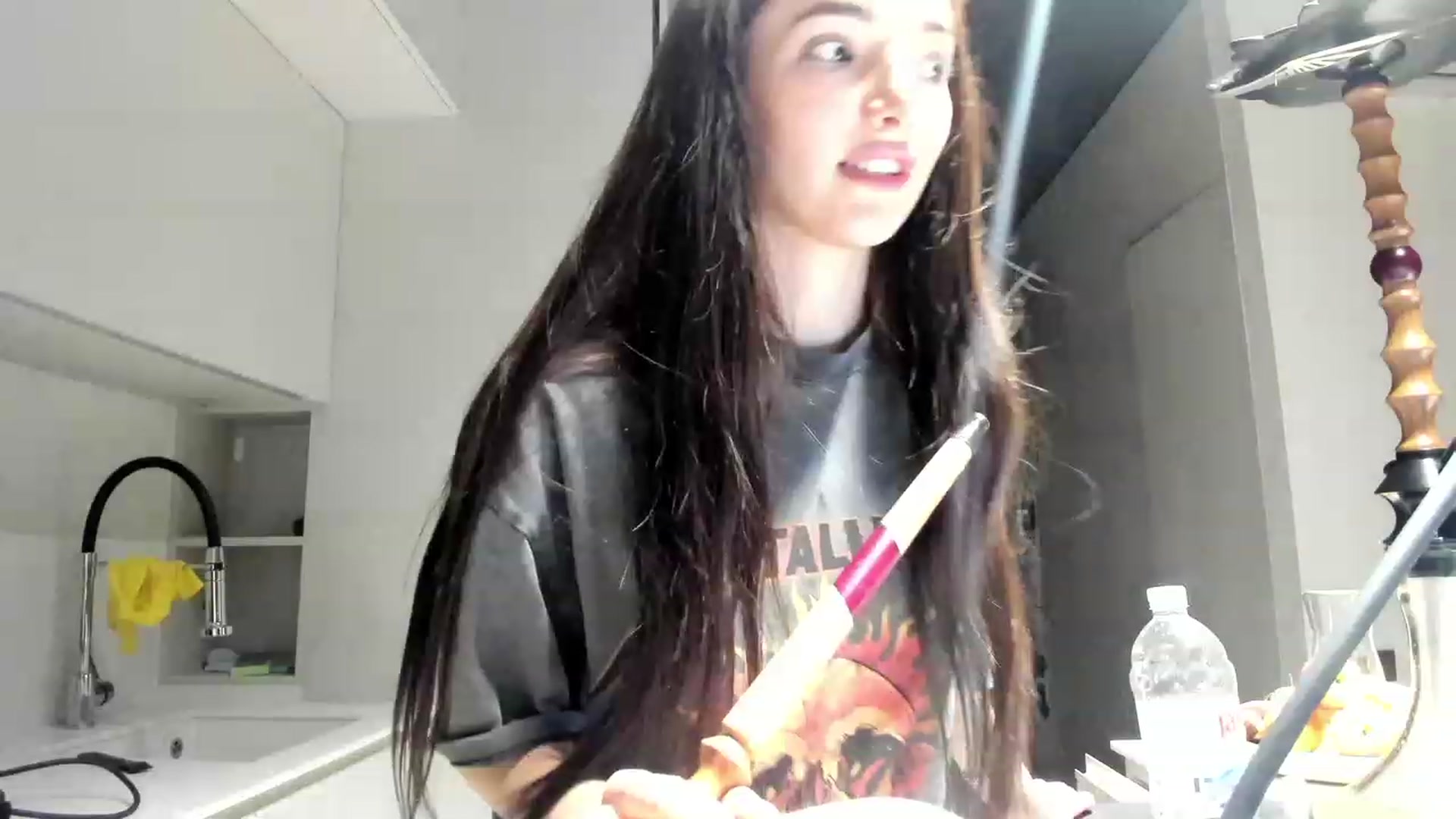 Gallery image thumbnail from SweetKlem's myfreecams stream on, 03/30/2023, 19:52 image 18 of 20