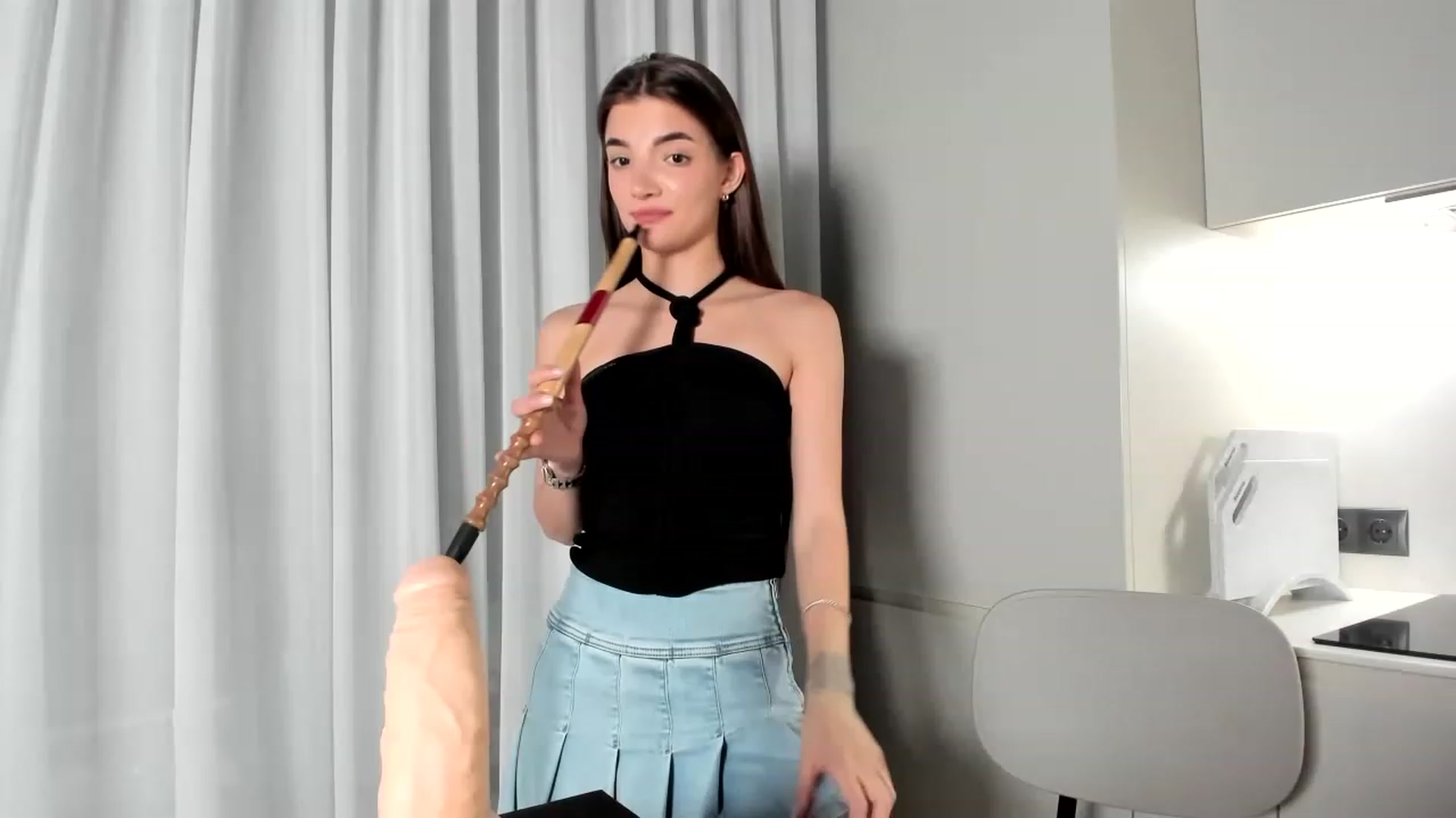 Gallery image thumbnail from SweetKlem's myfreecams stream on, 05/30/2023, 23:18 image 10 of 20